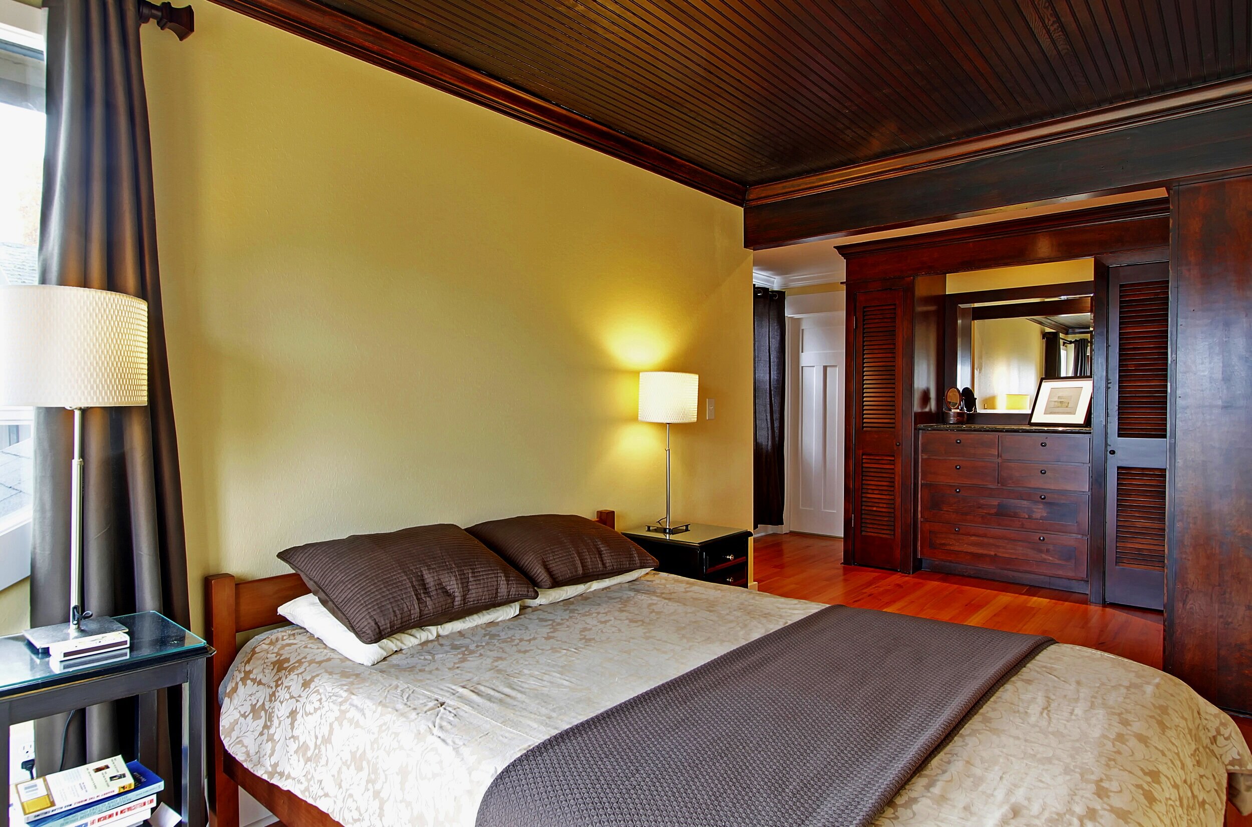 Mount+Baker+Bedroom_1.jpg