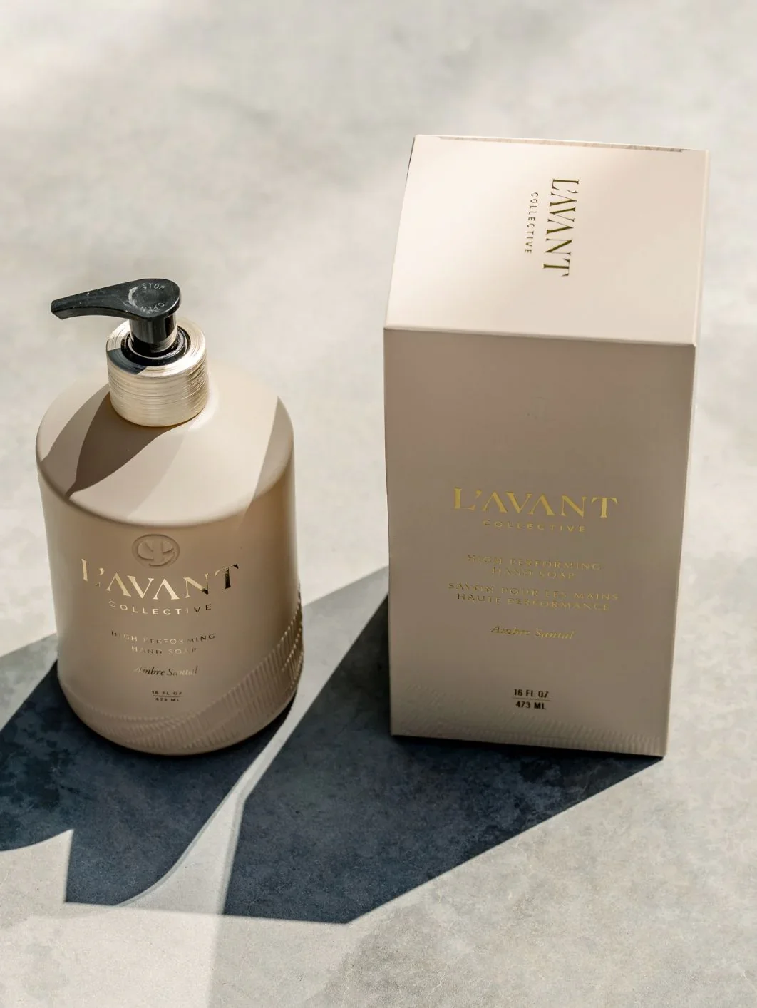 LAVANT_AmbreSantalJT_HandSoapBottleBoxCement_PDP_1080x.webp