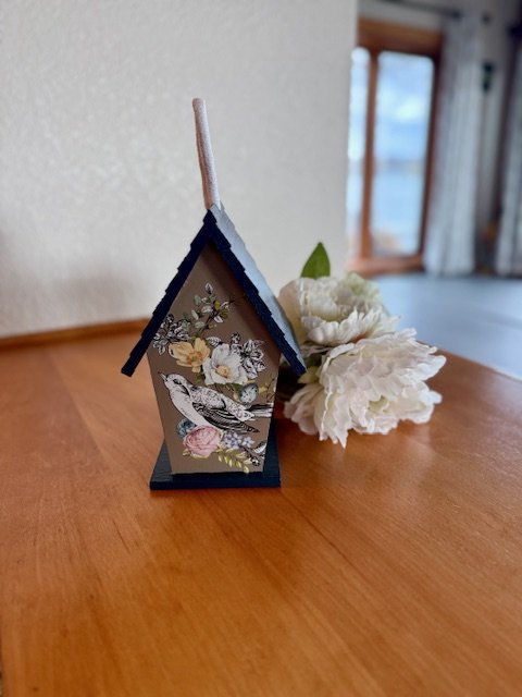 Birdhouse 4.jpg
