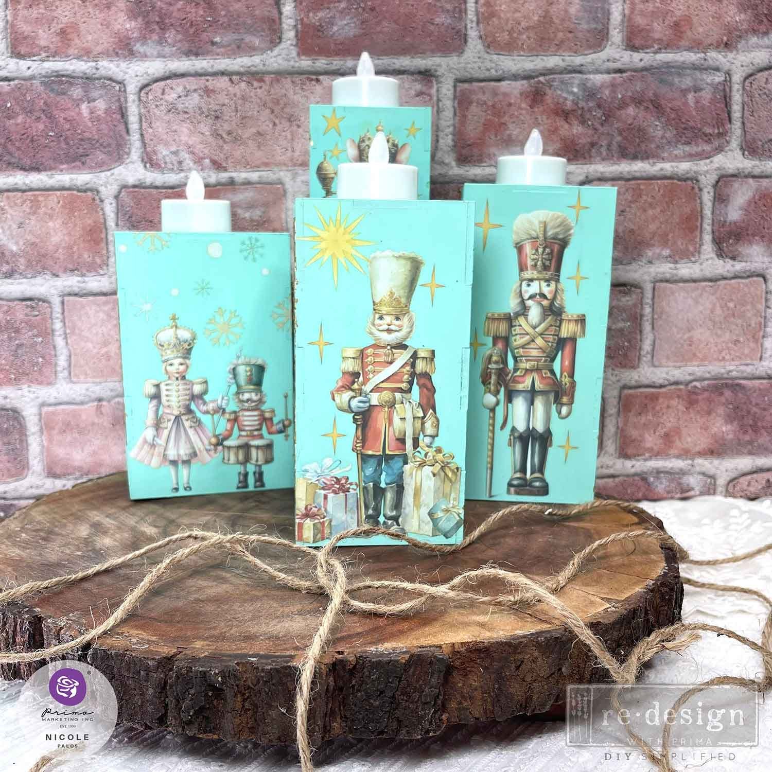 Nutcracker Christmas Mini 4.jpg