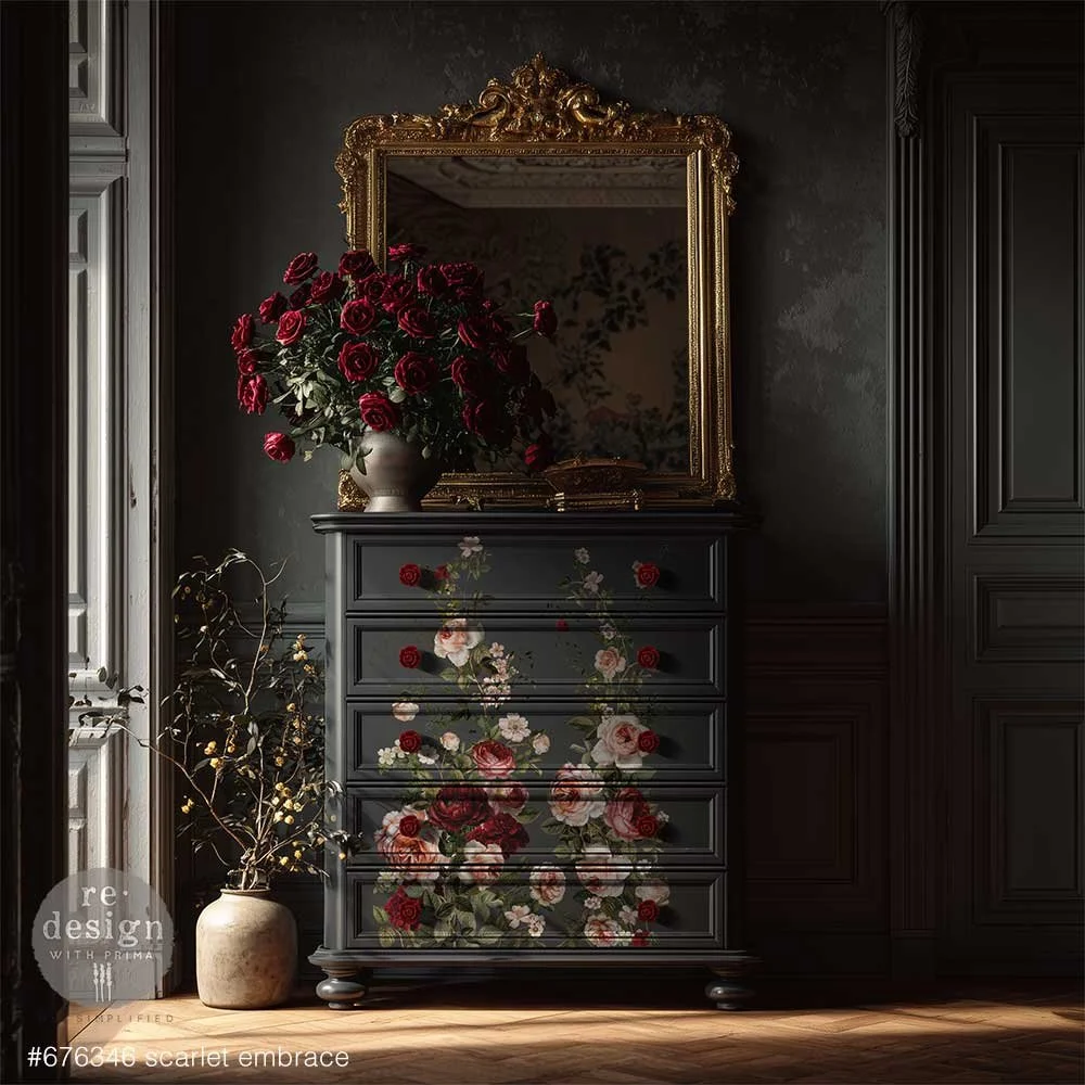 Scarlet Embrace Flat 2.jpg