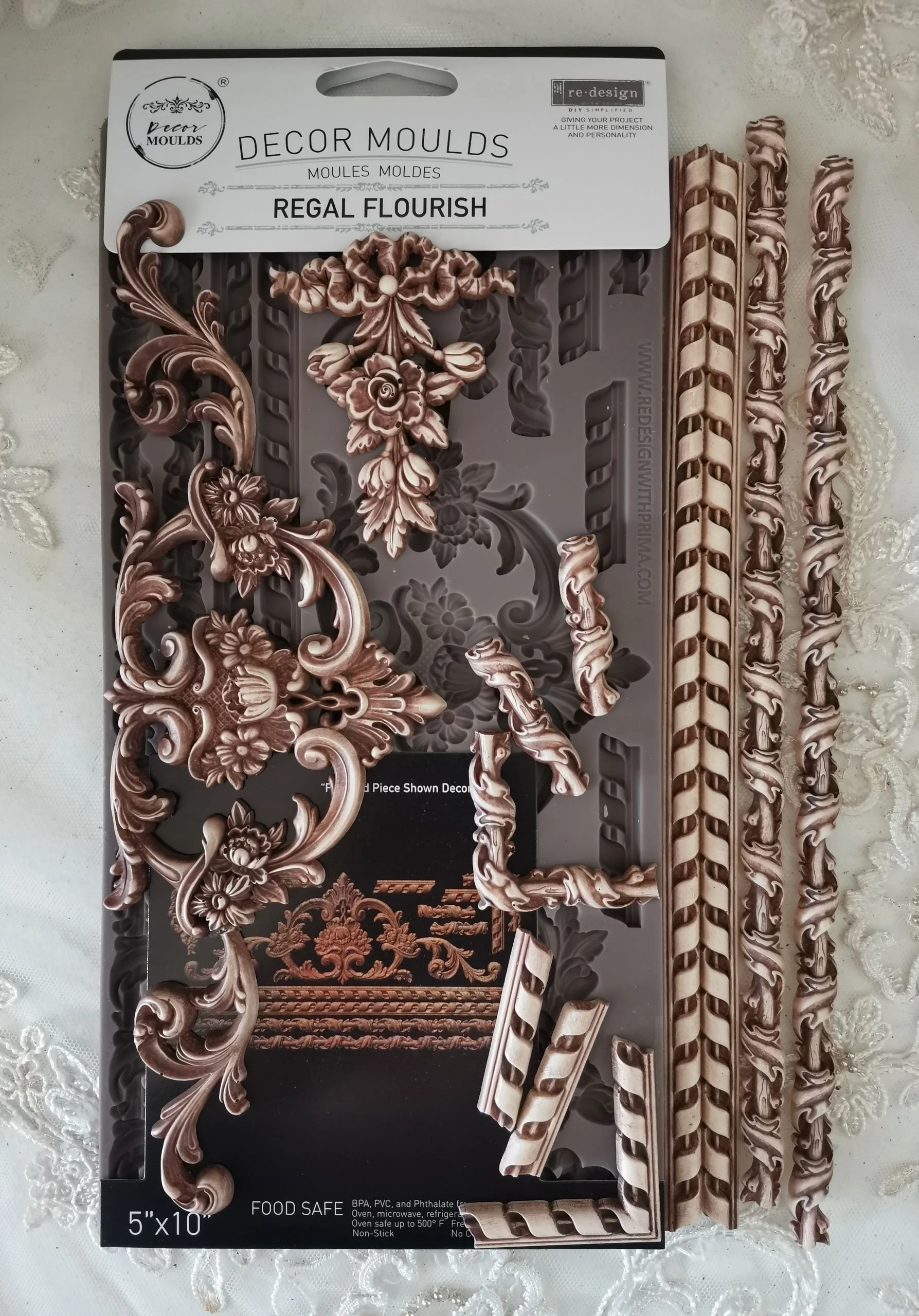 Regal Flourish Decor Mould Project Sample