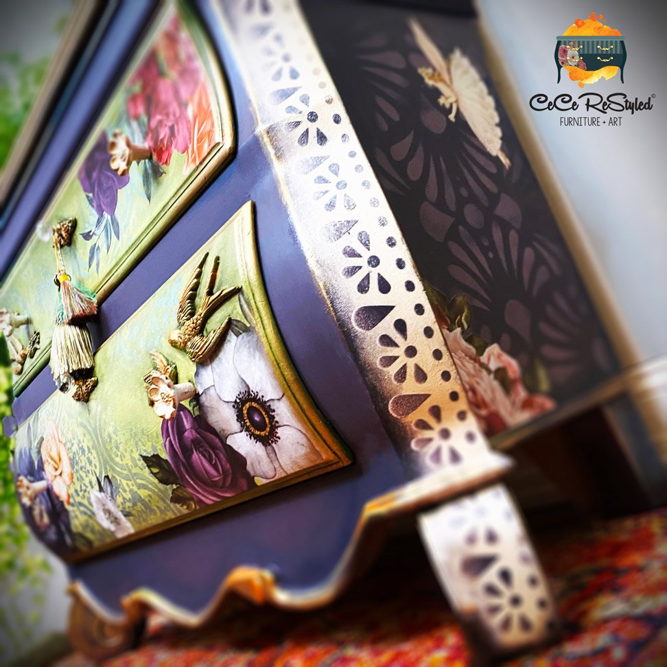 Furniture sample with Classic lace stencil roll