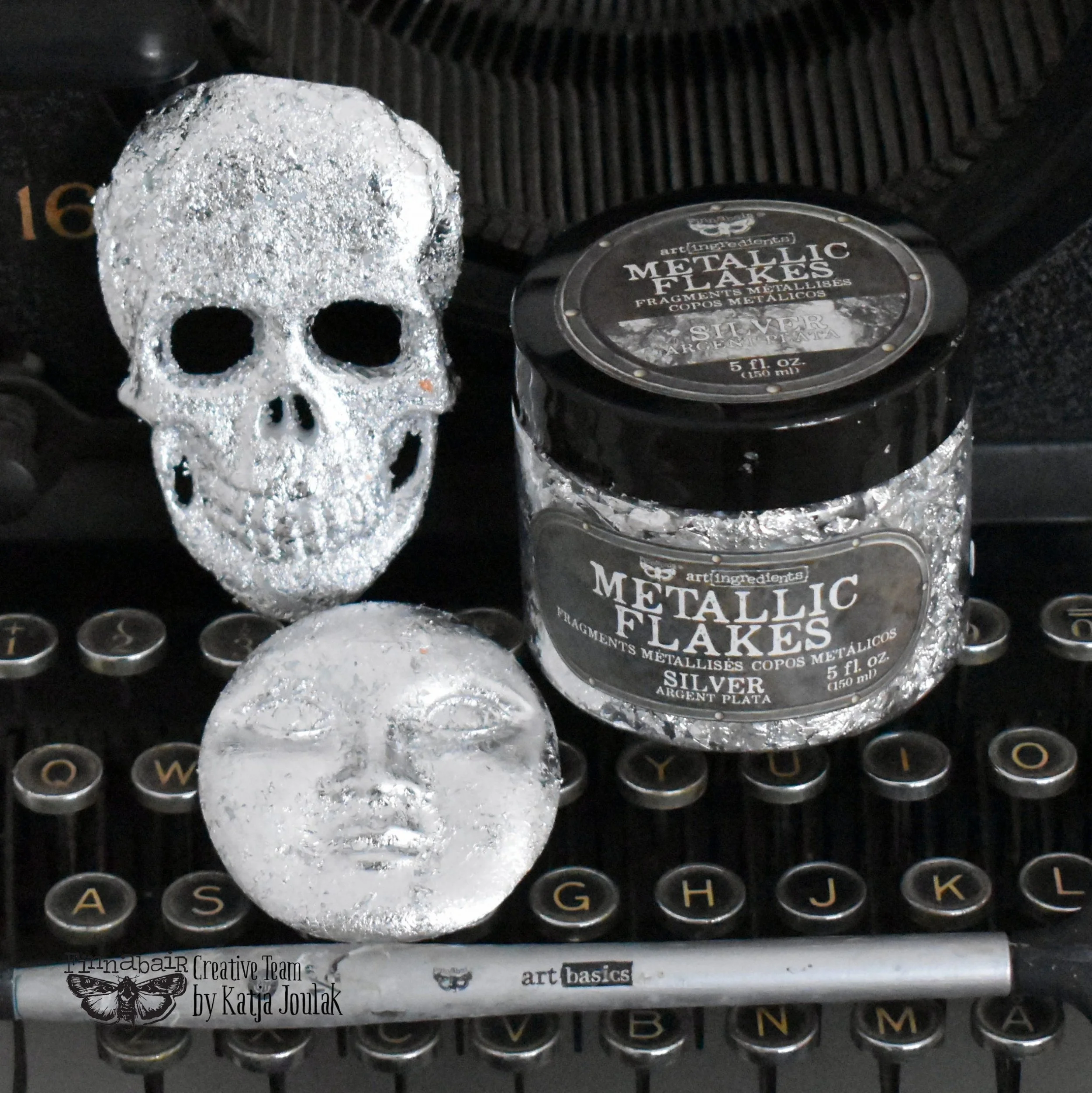 Art Ingredients Silver Metallic Flakes