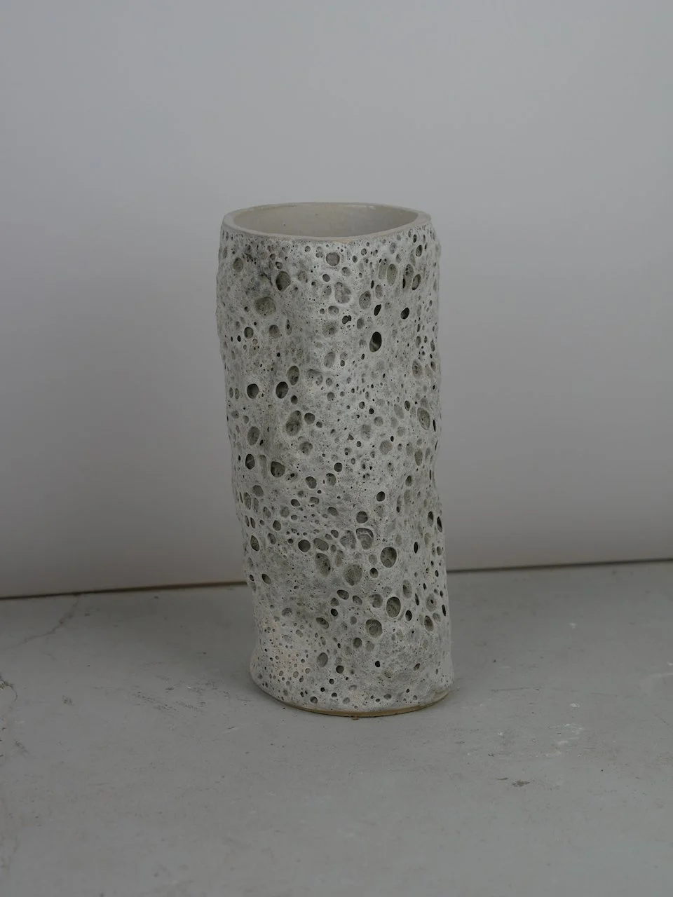 hap ceramics_vase lunar_Maxi Hoffmann_2026_ - 1.jpeg