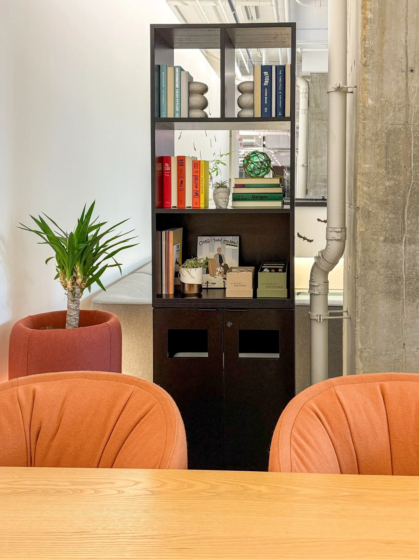 This vignette is up and running at JPC Architects! They needed functional pieces for quick meetings and don&rsquo;t mind the pop of color either 🧡