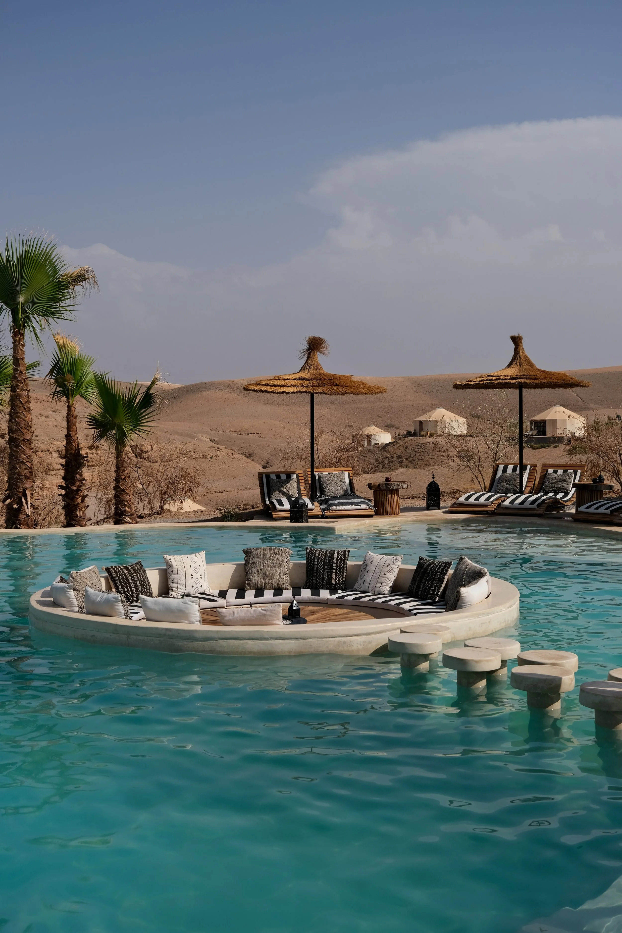 TheOasis_pool2.jpg