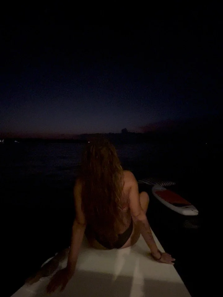 This post is really just for my own underwater memories and for the abundant blue starfish and dolphins in Indonesia. Take me home to lemuria 🧜🏽&zwj;♀️