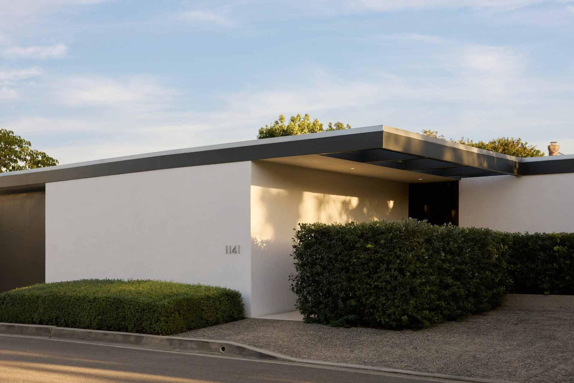 2 1141AngeloDr_37.jpg