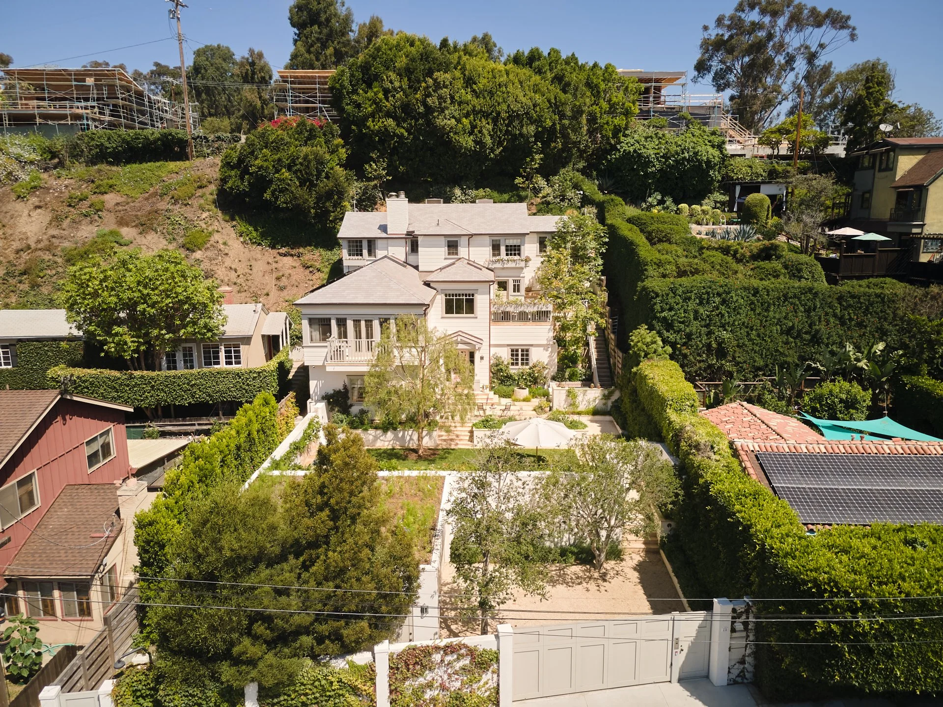 33 239WestChannelRd_52.jpg