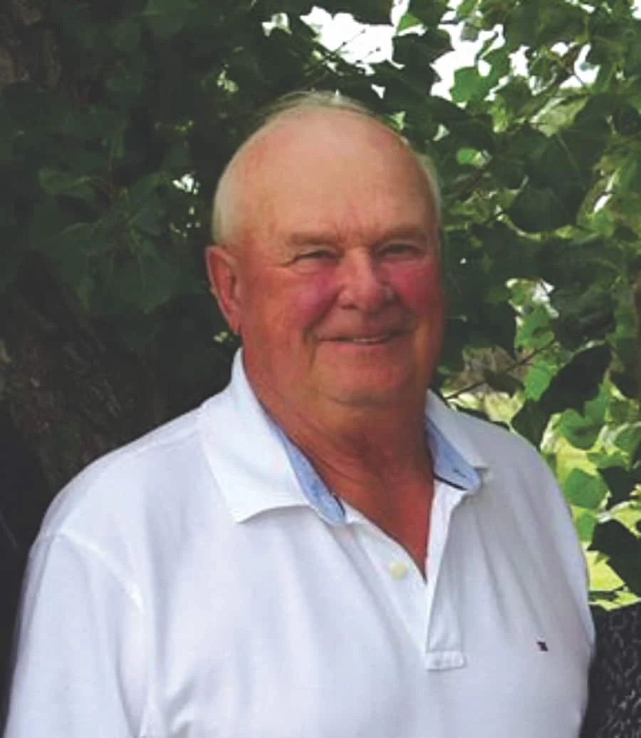 Morris (Moe) Andrews