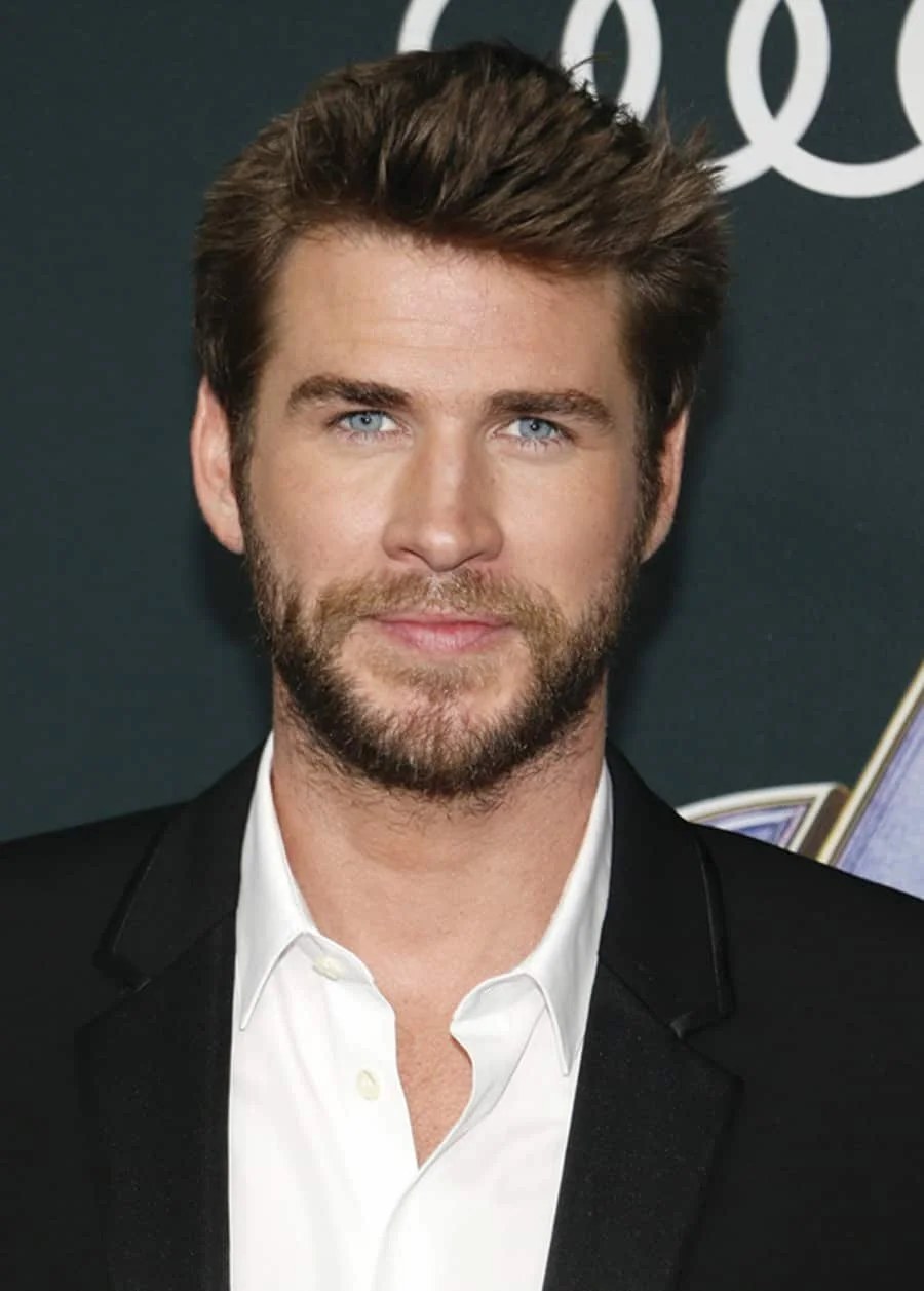 Celebrity Extra: Liam Hemsworth