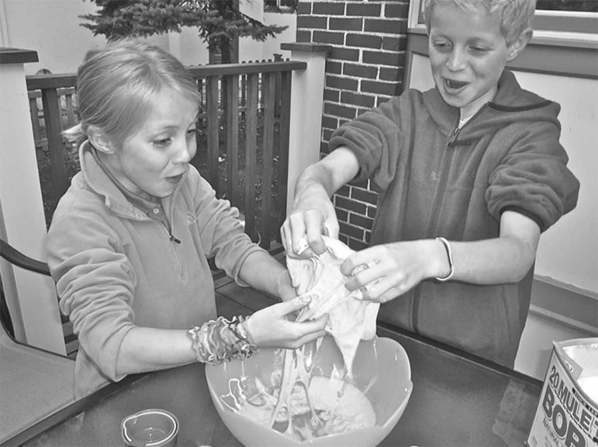 Donna's Day: Gooey Goop for Halloween Fun