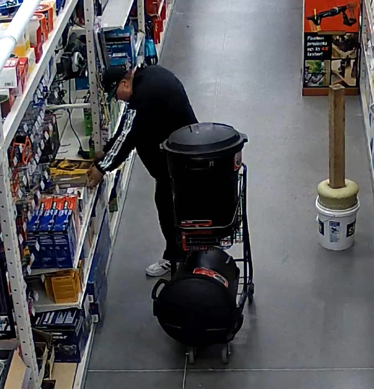 Kindersley RCMP investigating theft from local business