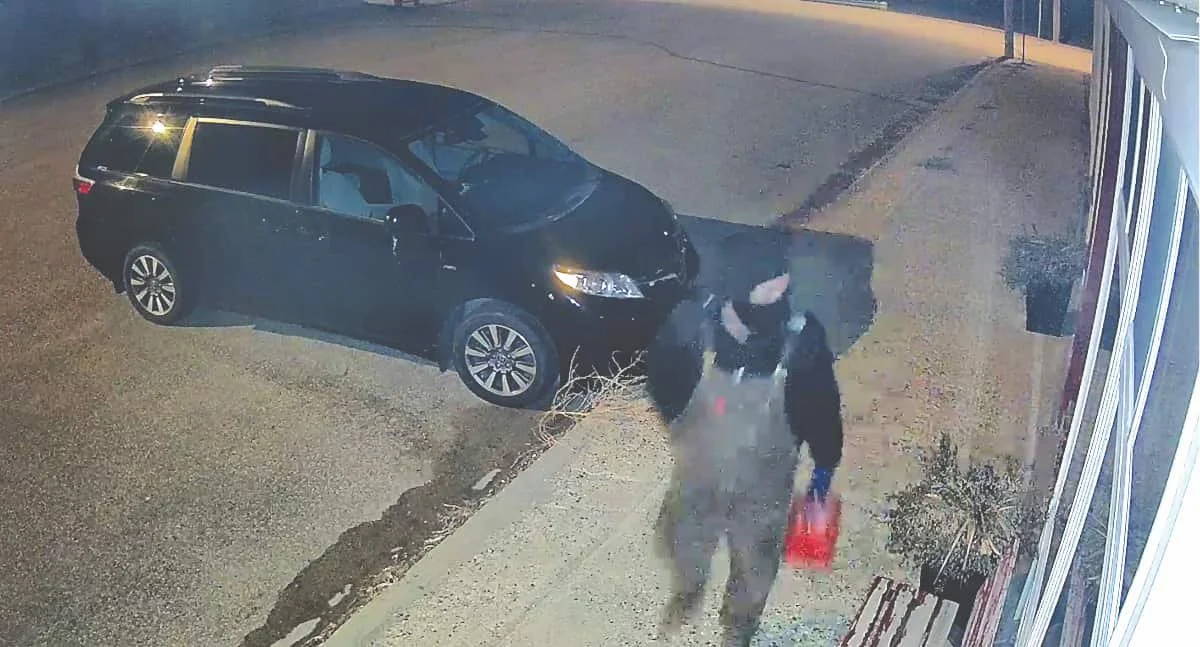 Leader RCMP seeking public help to identify suspect in Fox Valley residential fire