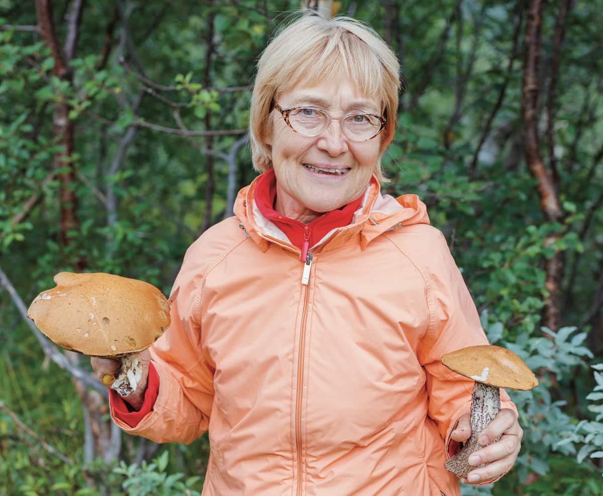 Trendy Hobby: Try mushroom picking to stay in shape
