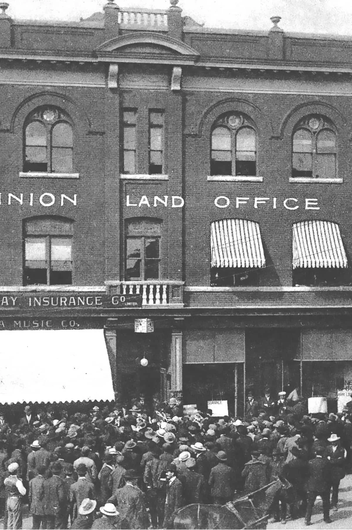 Two determined young, single women homesteaded near Kindersley