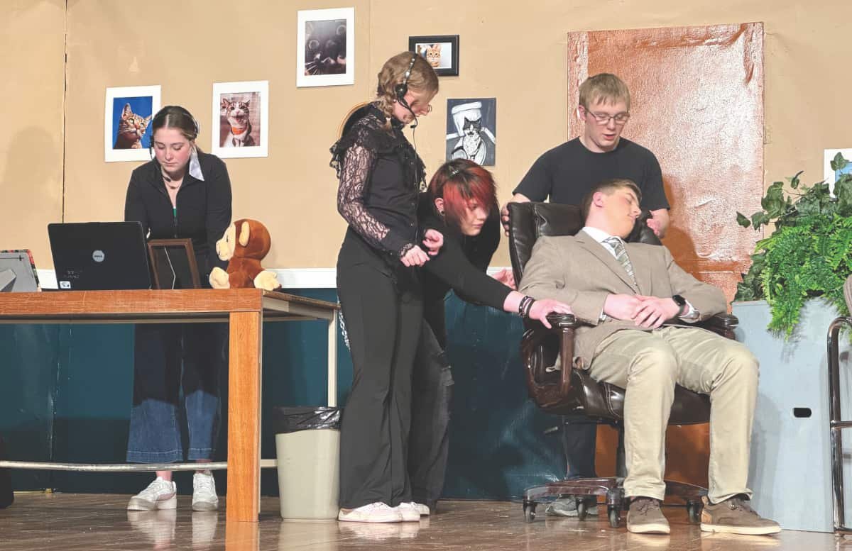 Leader drama students captivate audience