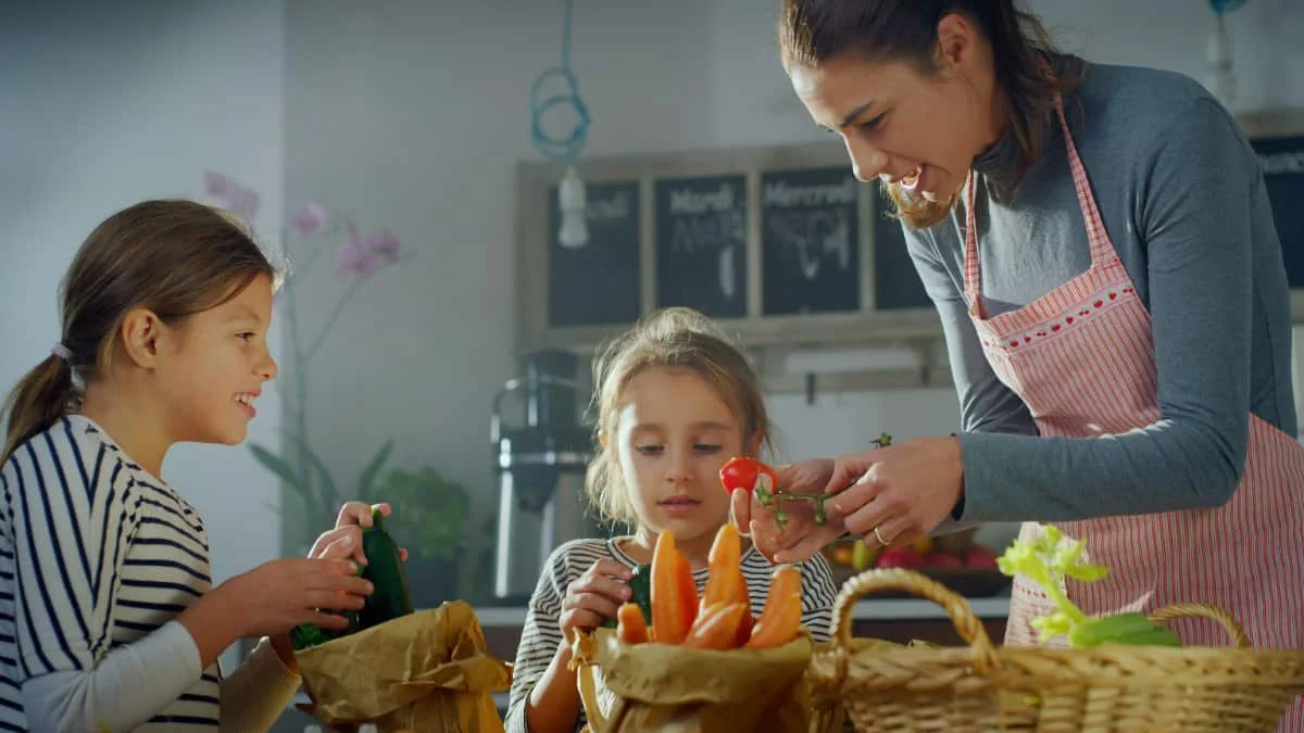 FCC campaign helps deliver 635 million meals to Canadians in need