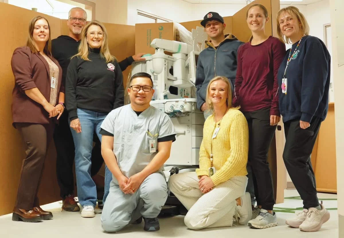 Community fundraising effort delivers new anesthetic machine to Kindersley hospital