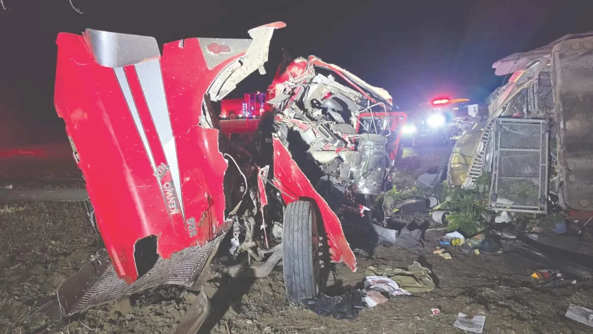 Two semi-trucks collide west of Flaxcombe