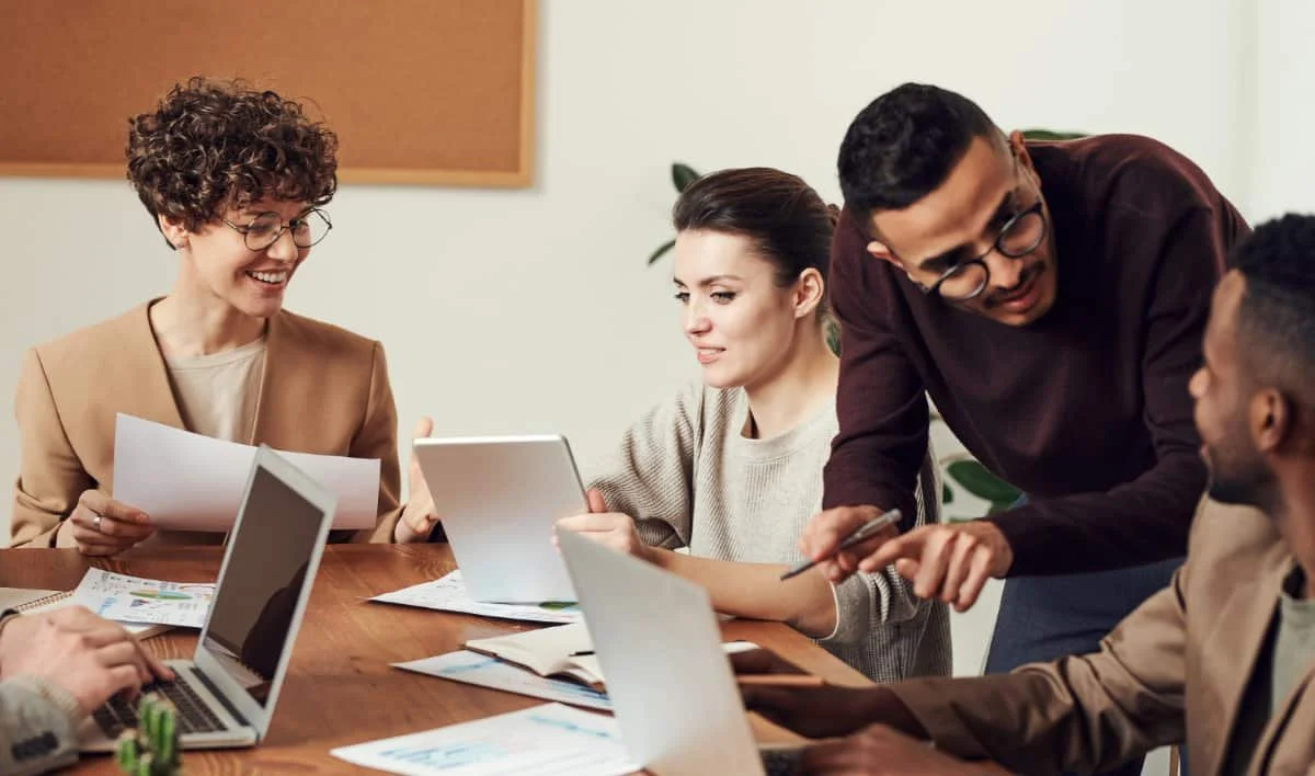 Young Entrepreneur Bursary offers grants, mentorship to those under 35