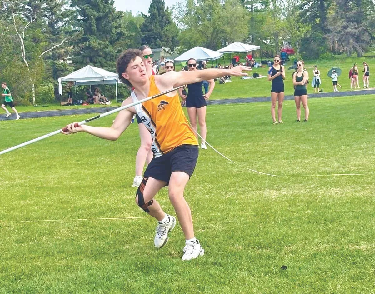 KCS Rebels shine at Battle West track districts
