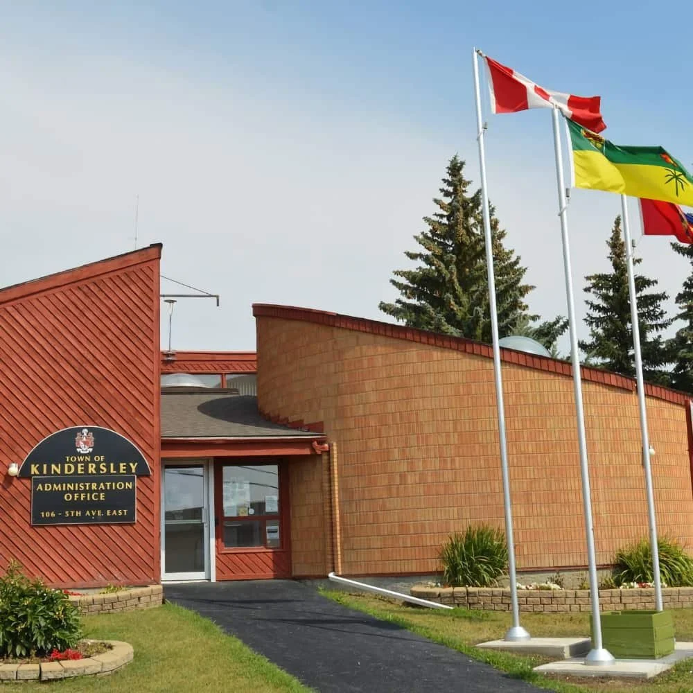 Town of Kindersley extends agreement with scrap metal outfit