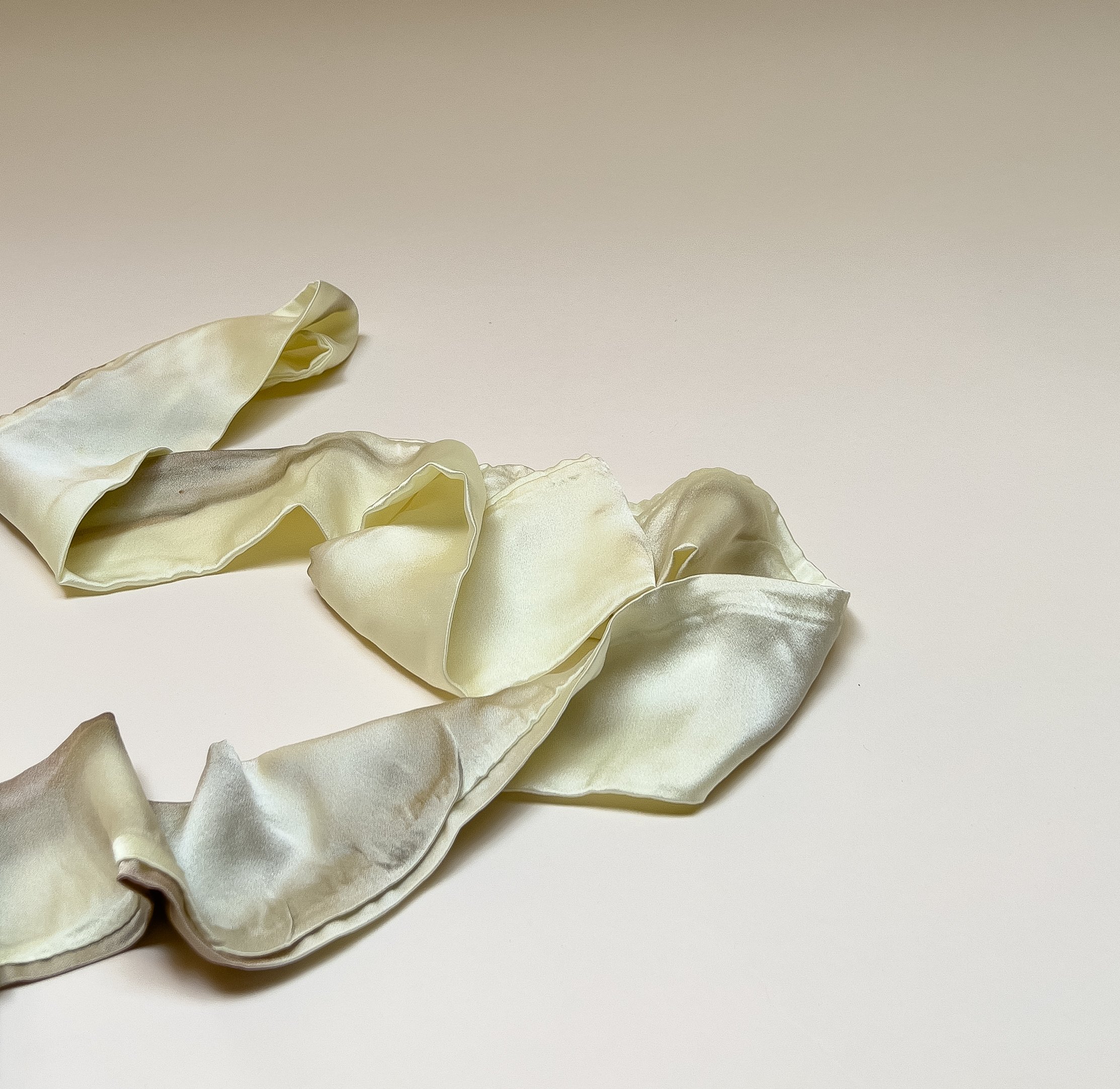 CORDSCRUNCHIES_OXALIS_CHARM_BRIGHT_01.jpg