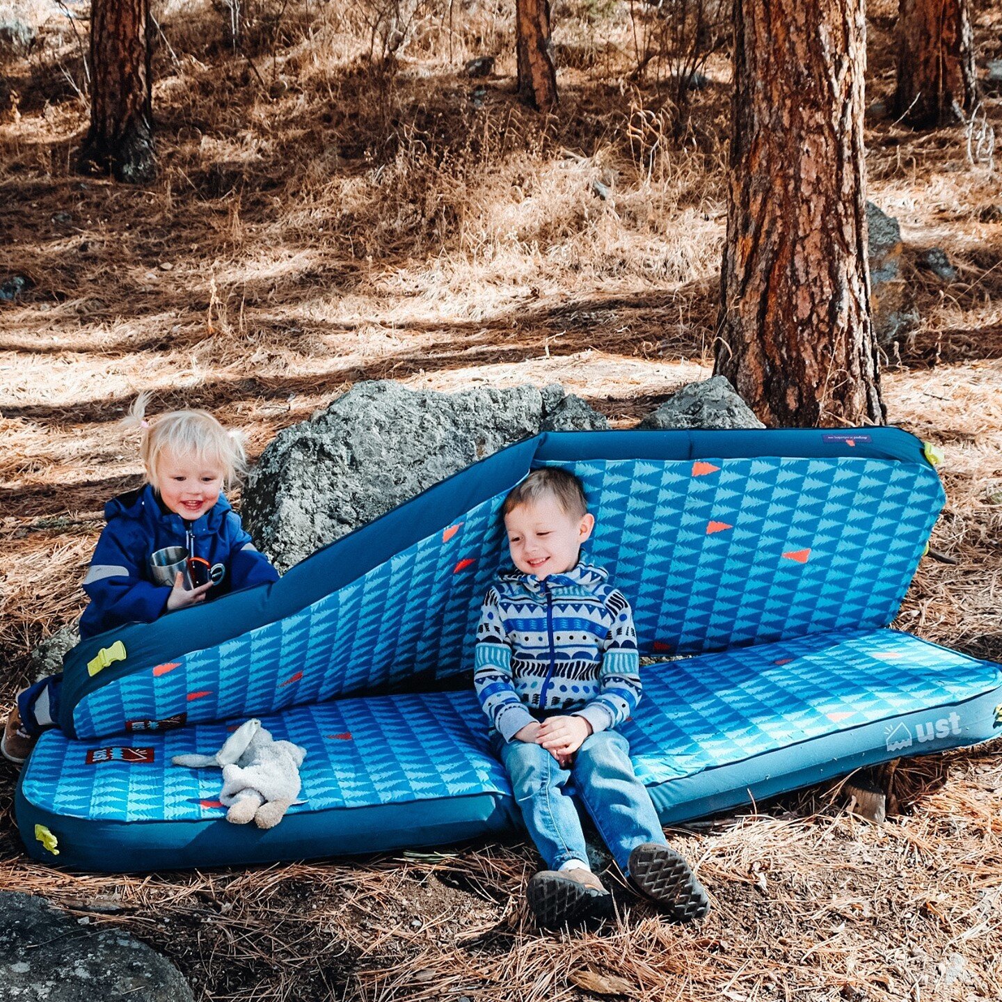 Real talk: these kiddos look happy but sleeping on the ground isn't always the joyful experience we preach about. Amiright or amiright?!⁠
⁠
Sore hips. Numb shoulders. Cranky backs. And if you're sharing a tent with a wrestling toddler better suited f