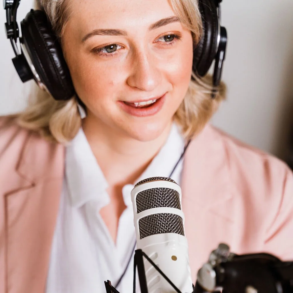 How to script your podcast to make voicing 100 times easier