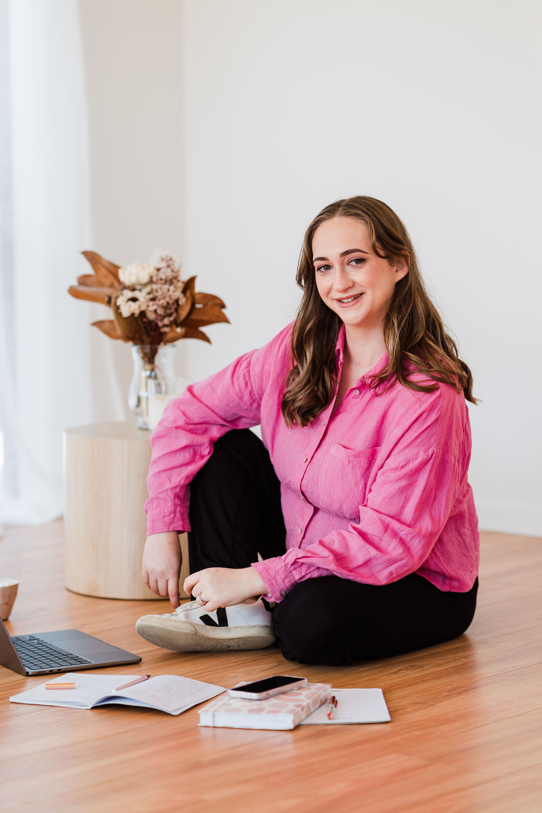 What Top Podcasts Have in Common (and How You Can Apply It to Your Show)