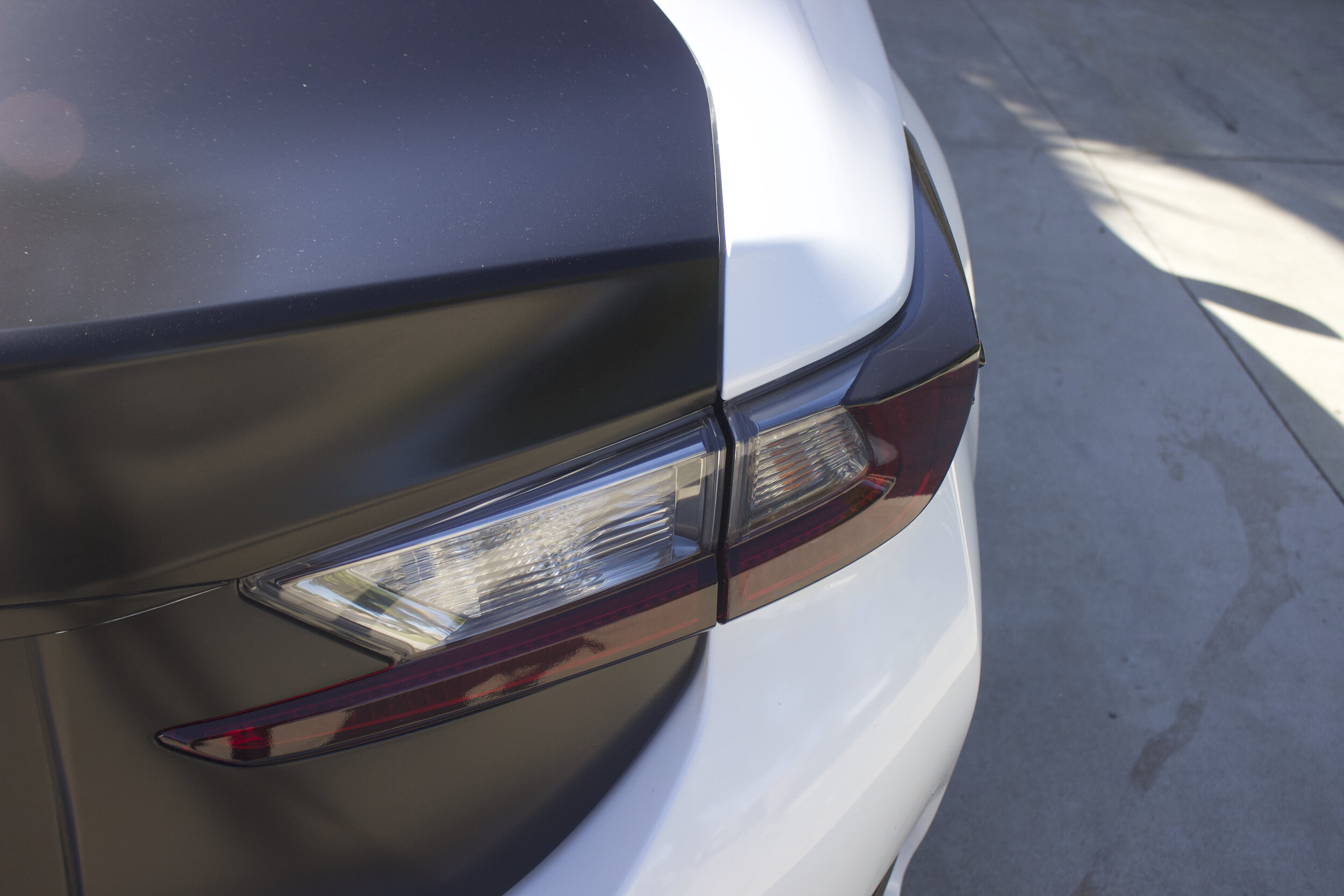 Taillight tint w/ reverse cutouts (vivvid light smoke)
