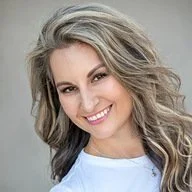 Oxana Wolfson headshot