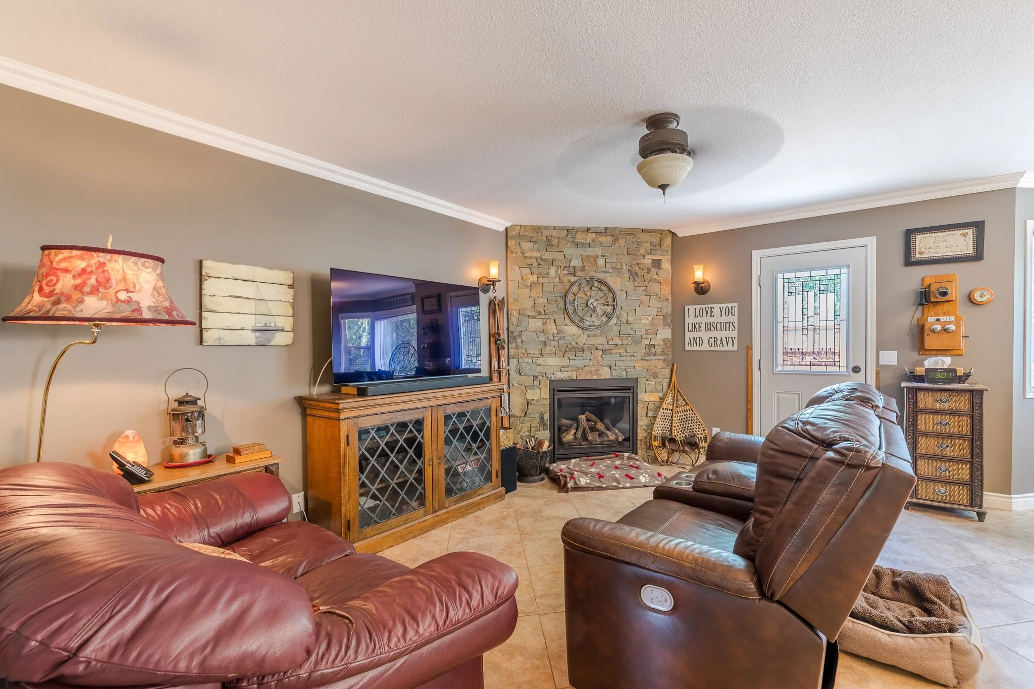 BV9A8870-HDR.jpg