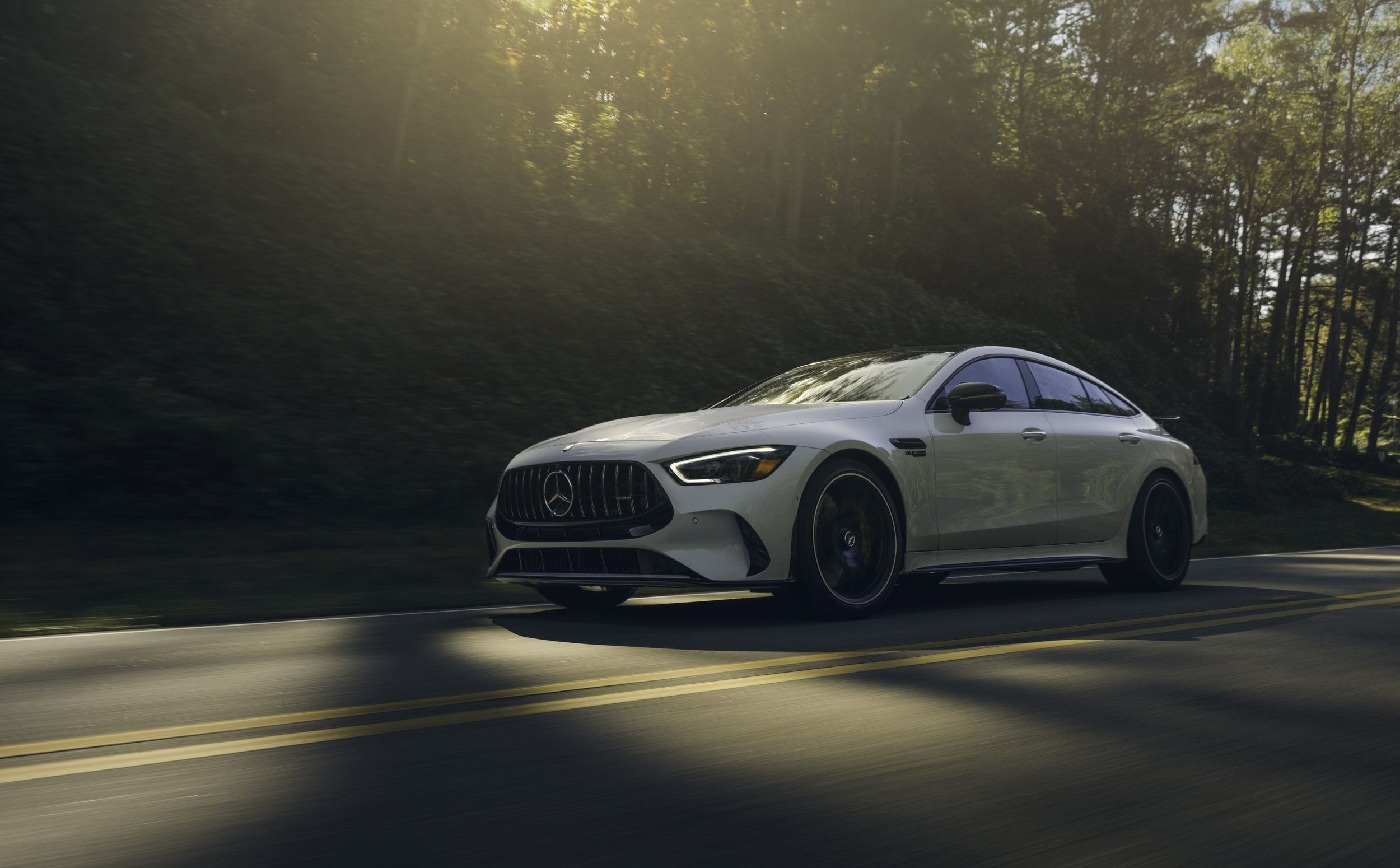 MERCEDES BE0A4984.jpg