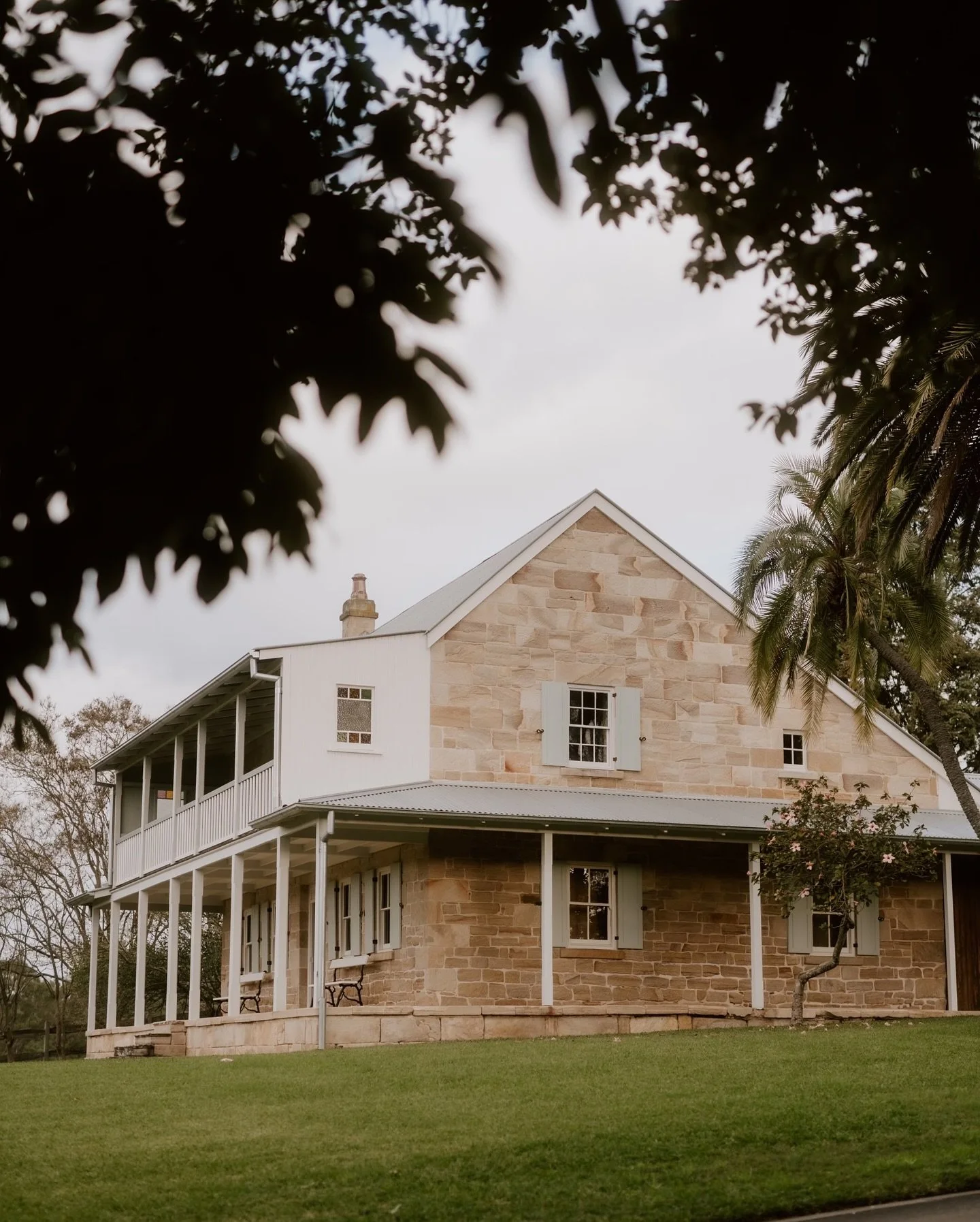 Captured through the eyes of @by__joey 😍
This property holds a special place in Joeys heart, she was a beautiful Lilburndale bride, any photo she takes here feels extra special to us 

#lilburndale #weddingvenue #farmweddings #discoverthehawkesbury