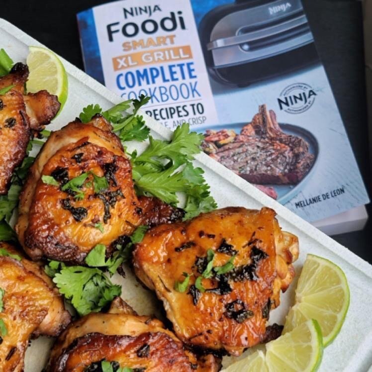 Cilantro Lime Chicken Thighs 
When another friend recreates one of your 📖 recipes! Winner, winner chicken dinner! 🙌

Leana, @ketocoffeeandlipstick this looks amazing and that crispy skin on top is everything! Thank you for sharing! 
I posted this b