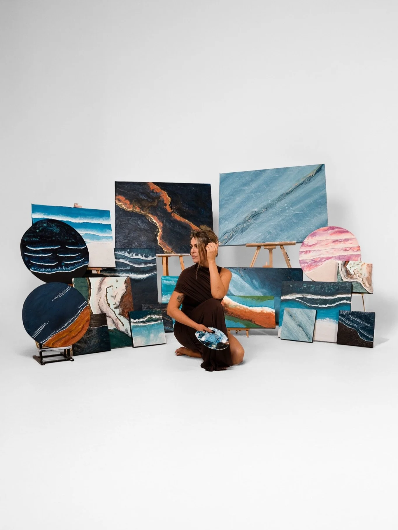 And then, suddenly, they became a collection 🌊

Months of painting, experimenting, changing direction, trusting my instincts (and occasionally questioning all of them), finally coming together as In Deep.

Seeing these works side by side for the fir