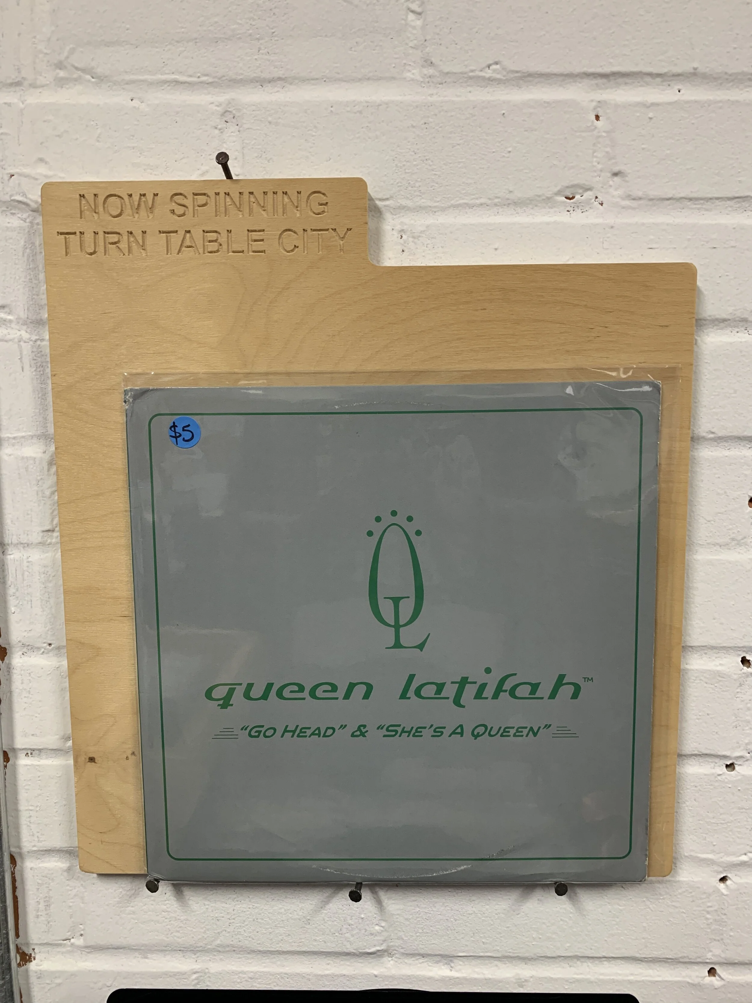 Queen Latifah- Go Head (used)