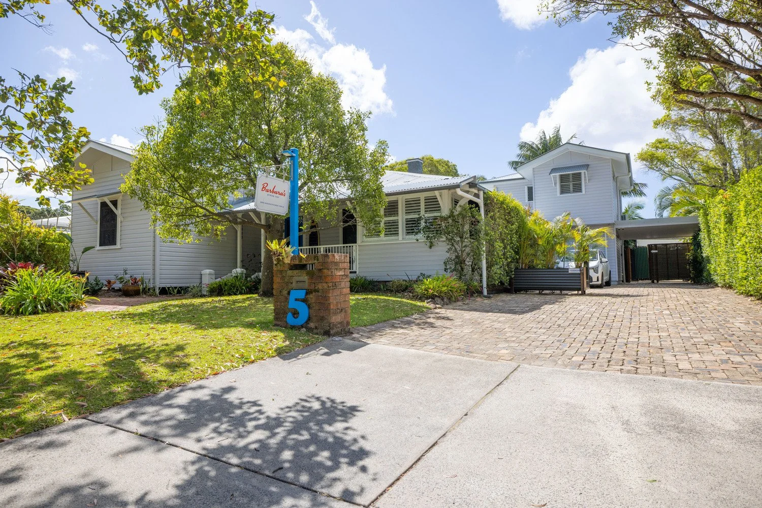 Guest_House-02.jpg