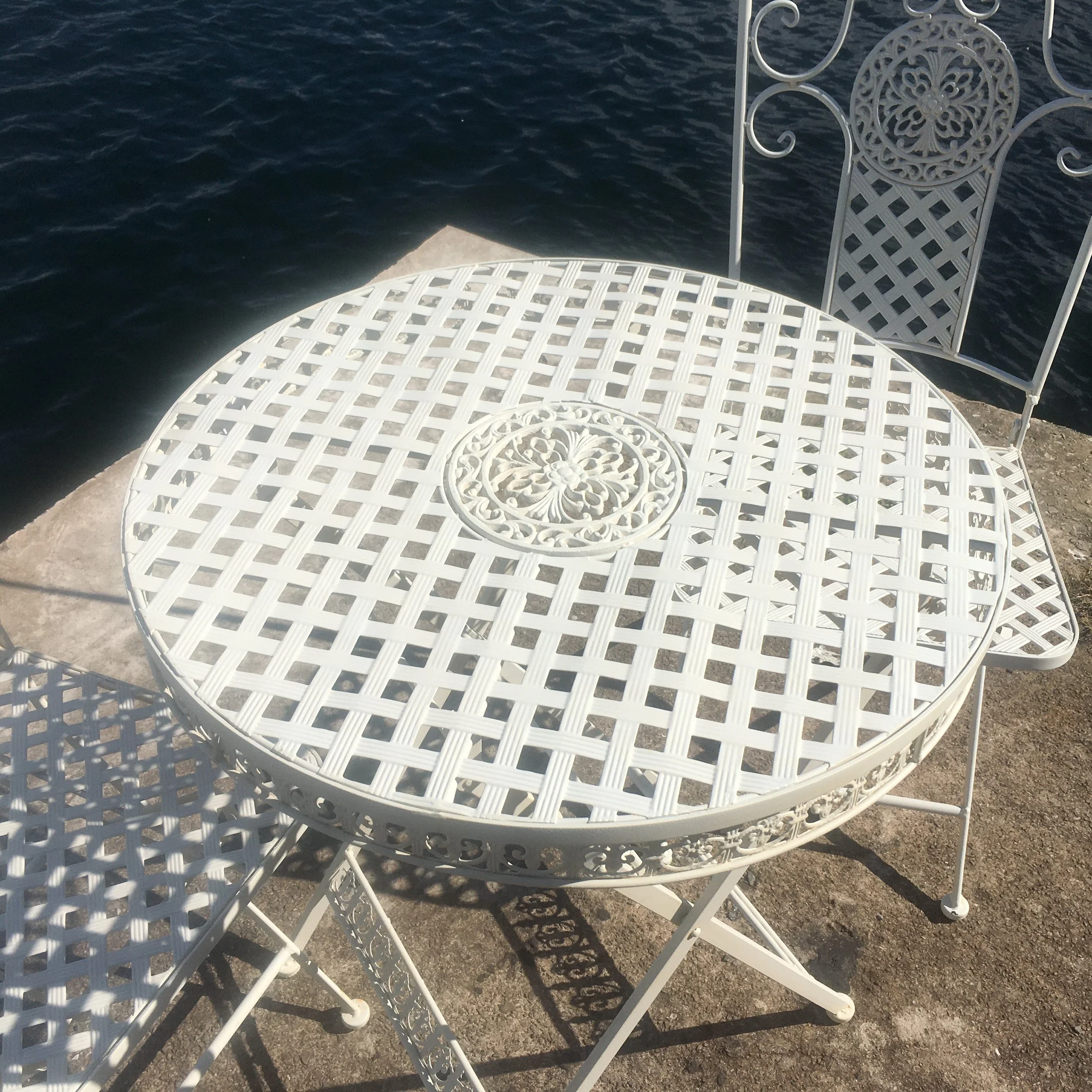Classic White Garden Table and Chairs Set — Wink&Beam