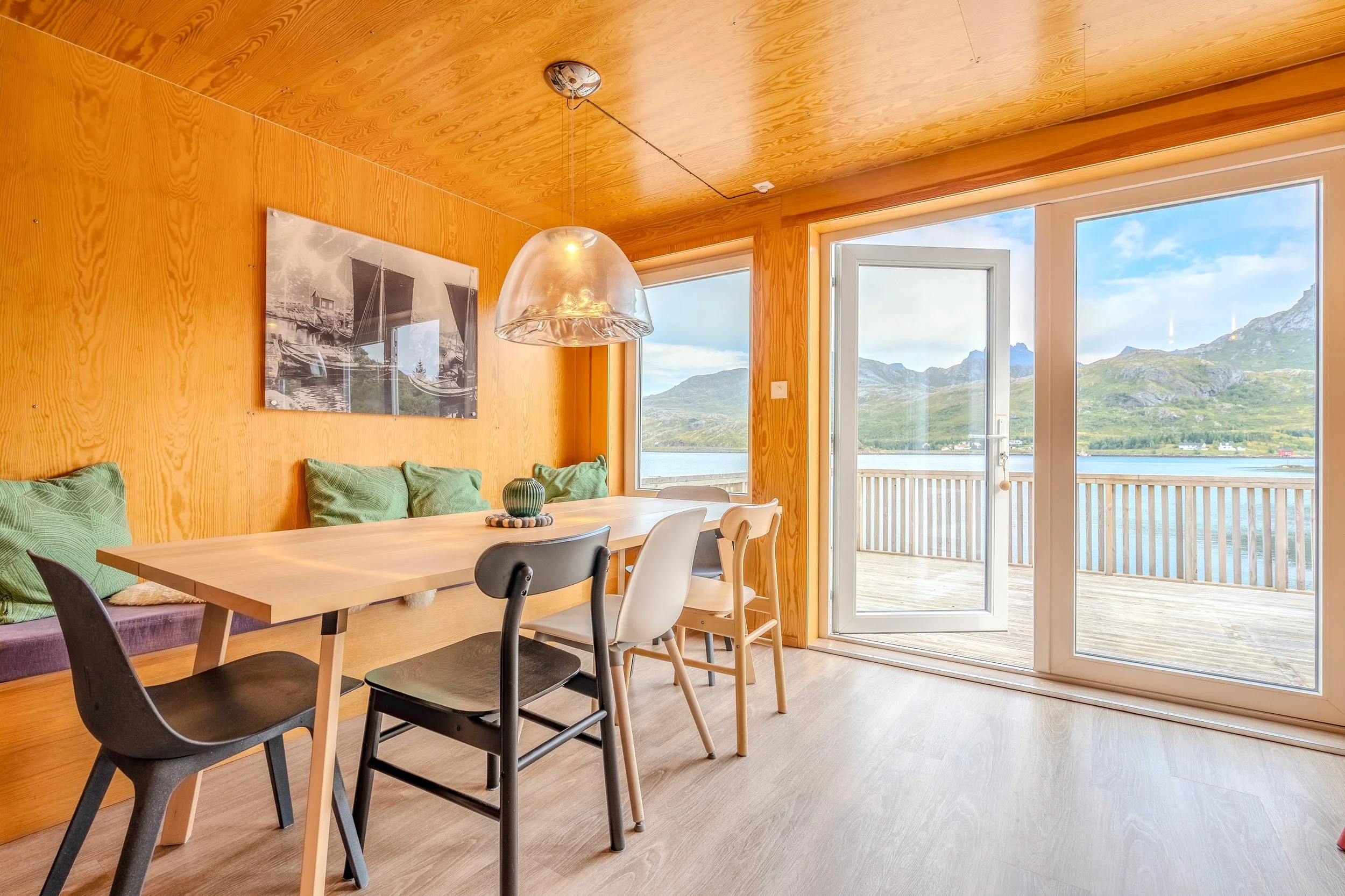 Lofoten_apartments_smaller-93.jpg
