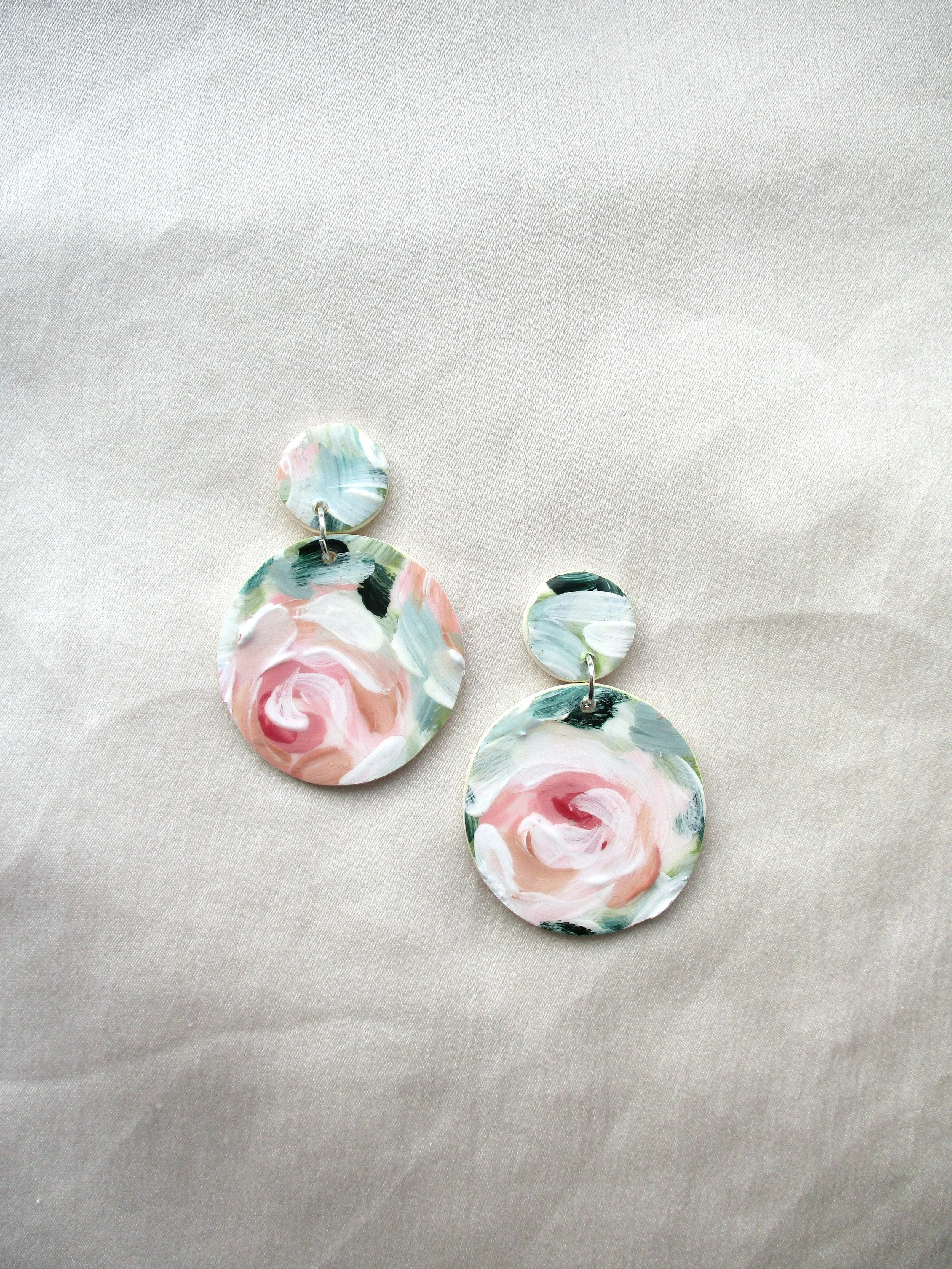 Rococo Roses - Circle Drops