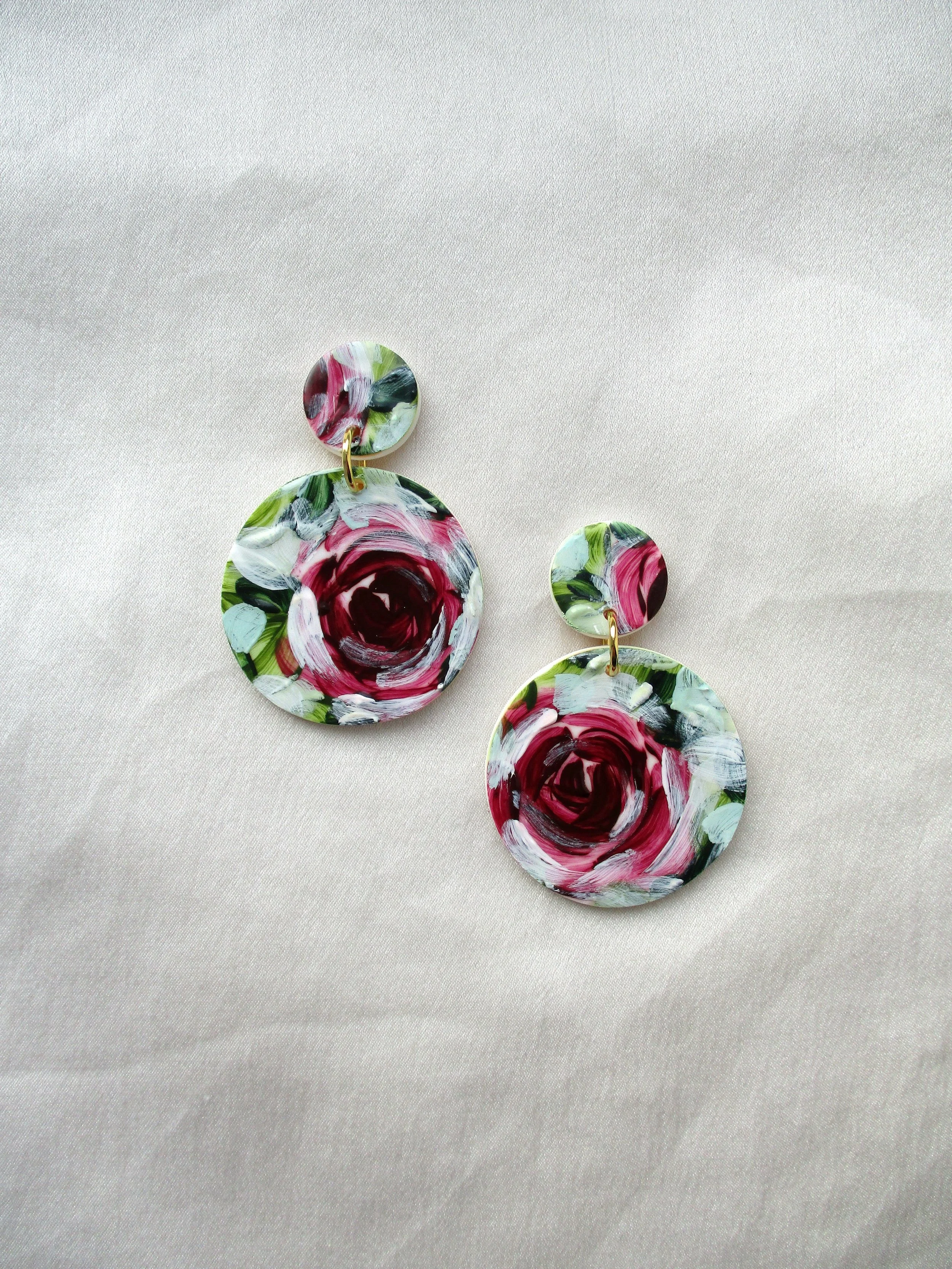 Burgundy Roses - Circle Drops