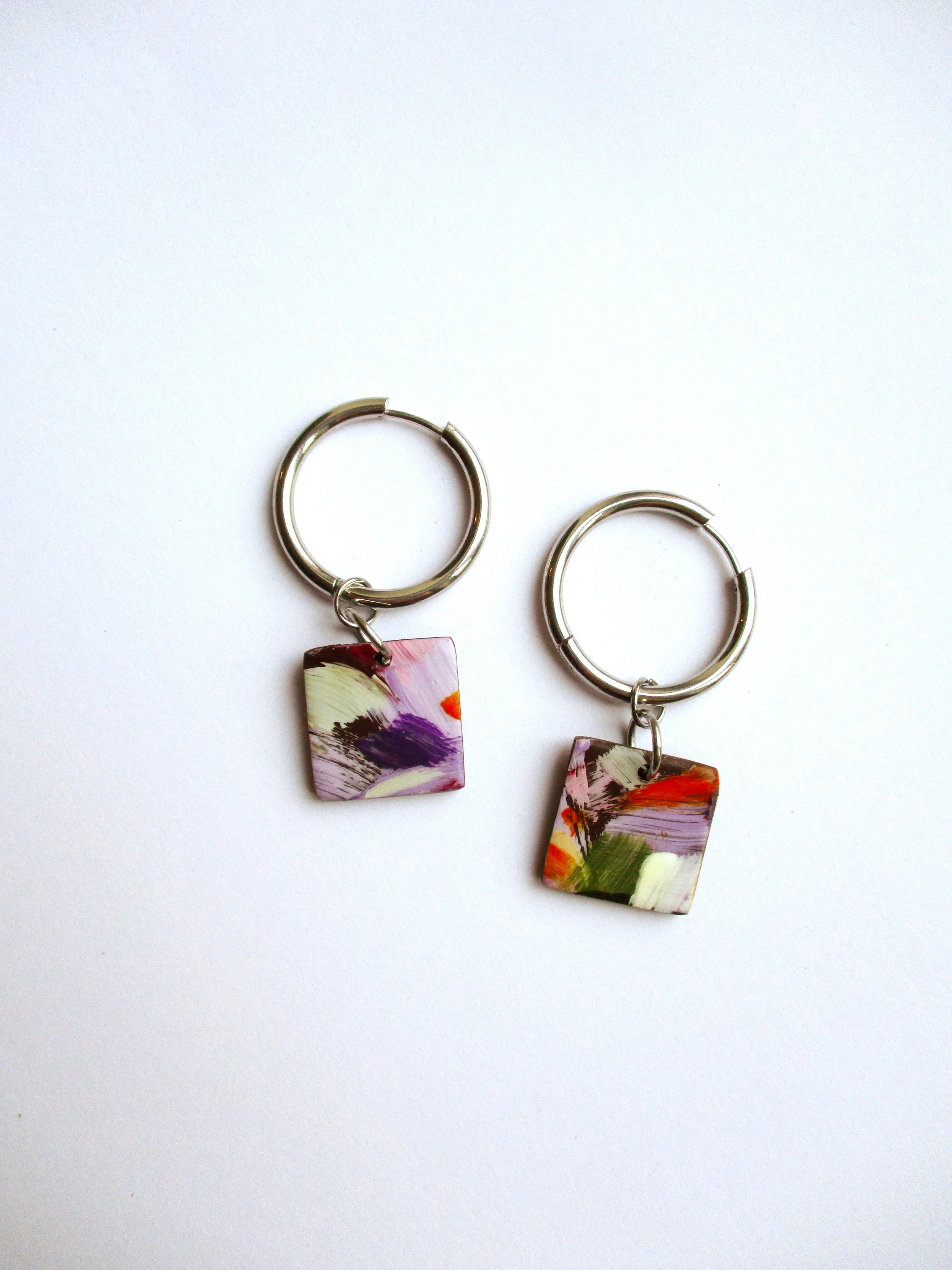 Frosted Berries - Tile Huggies