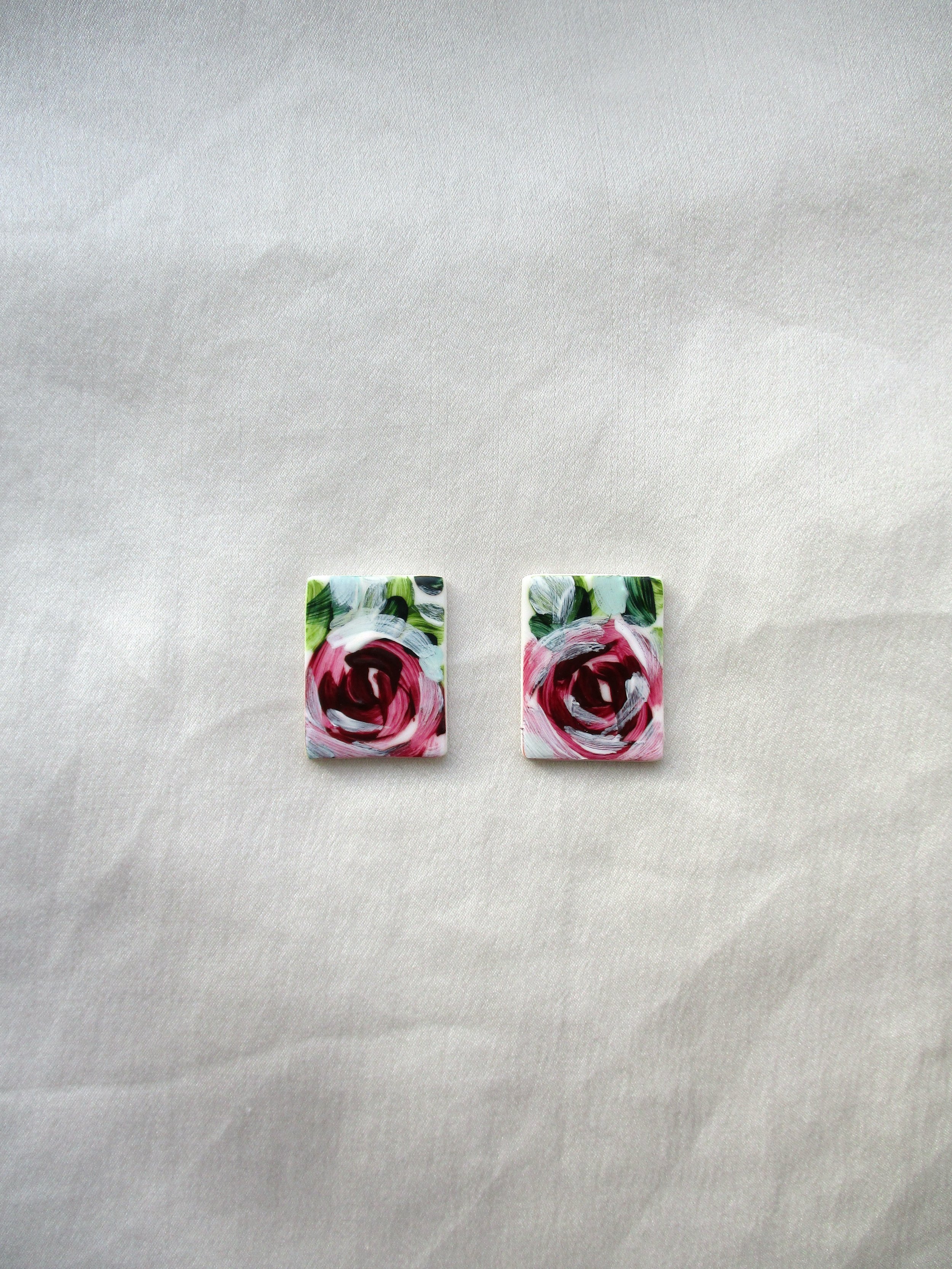 Burgundy Roses - Canvas Studs