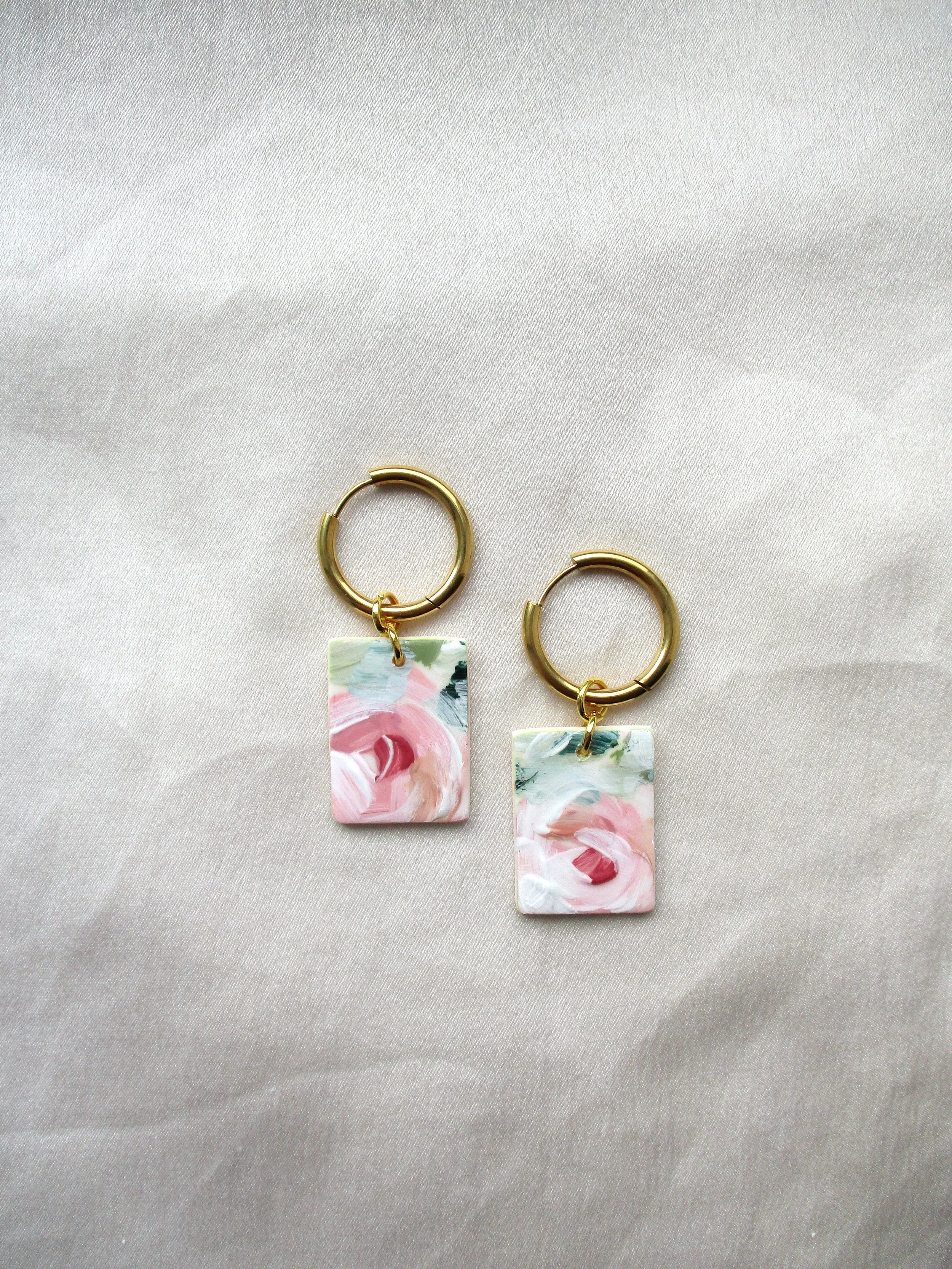 Rococo Roses - Canvas Huggies