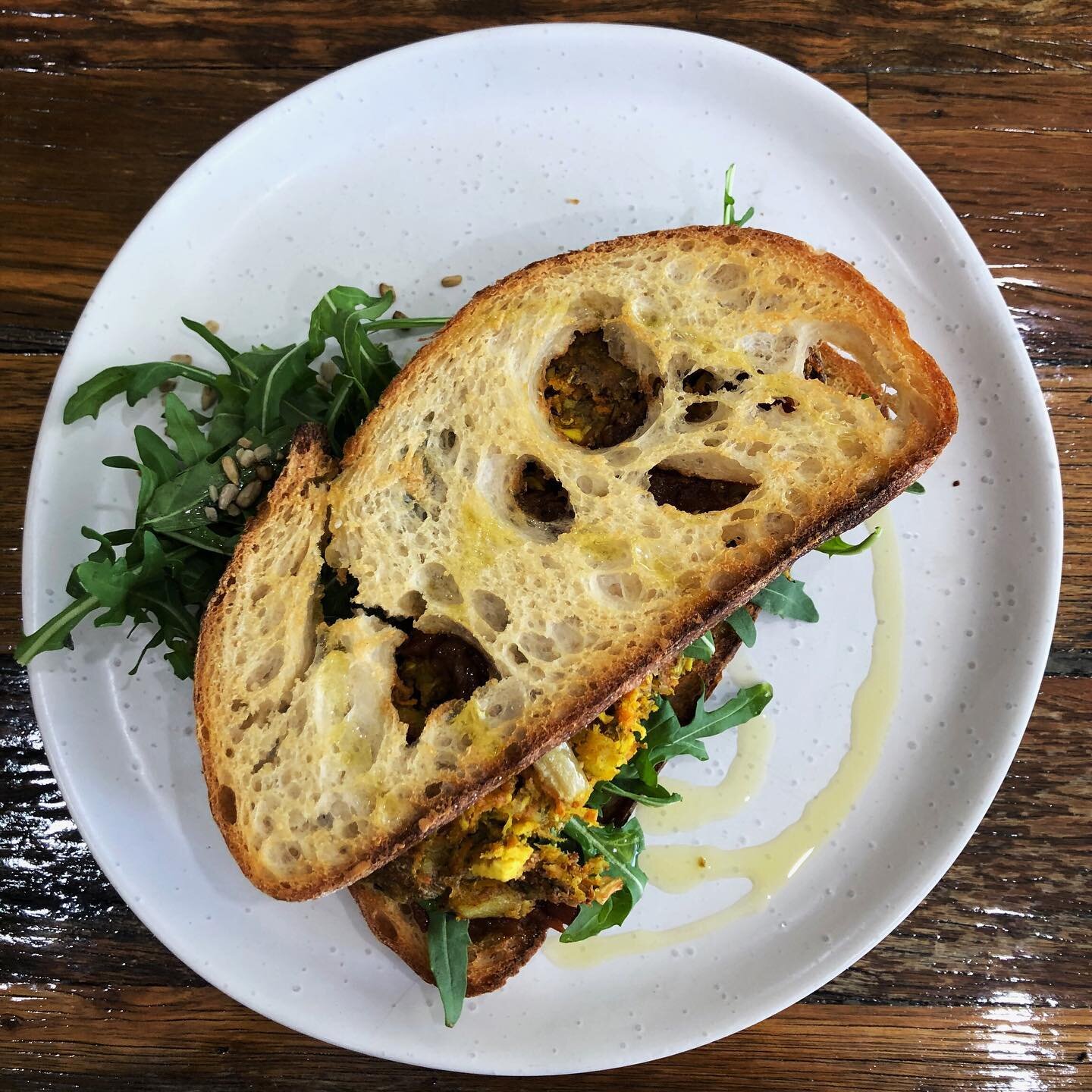 🥪NEW SPECIAL
Pastured chicken patty on sourdough + homemade tomato relish &amp; rocket. 
🍗 Our chicken patty&rsquo;s are handmade with fresh organic ingredients and are packed with vegetables &amp; delicious spices. 

#allgoodthings #organic #homem