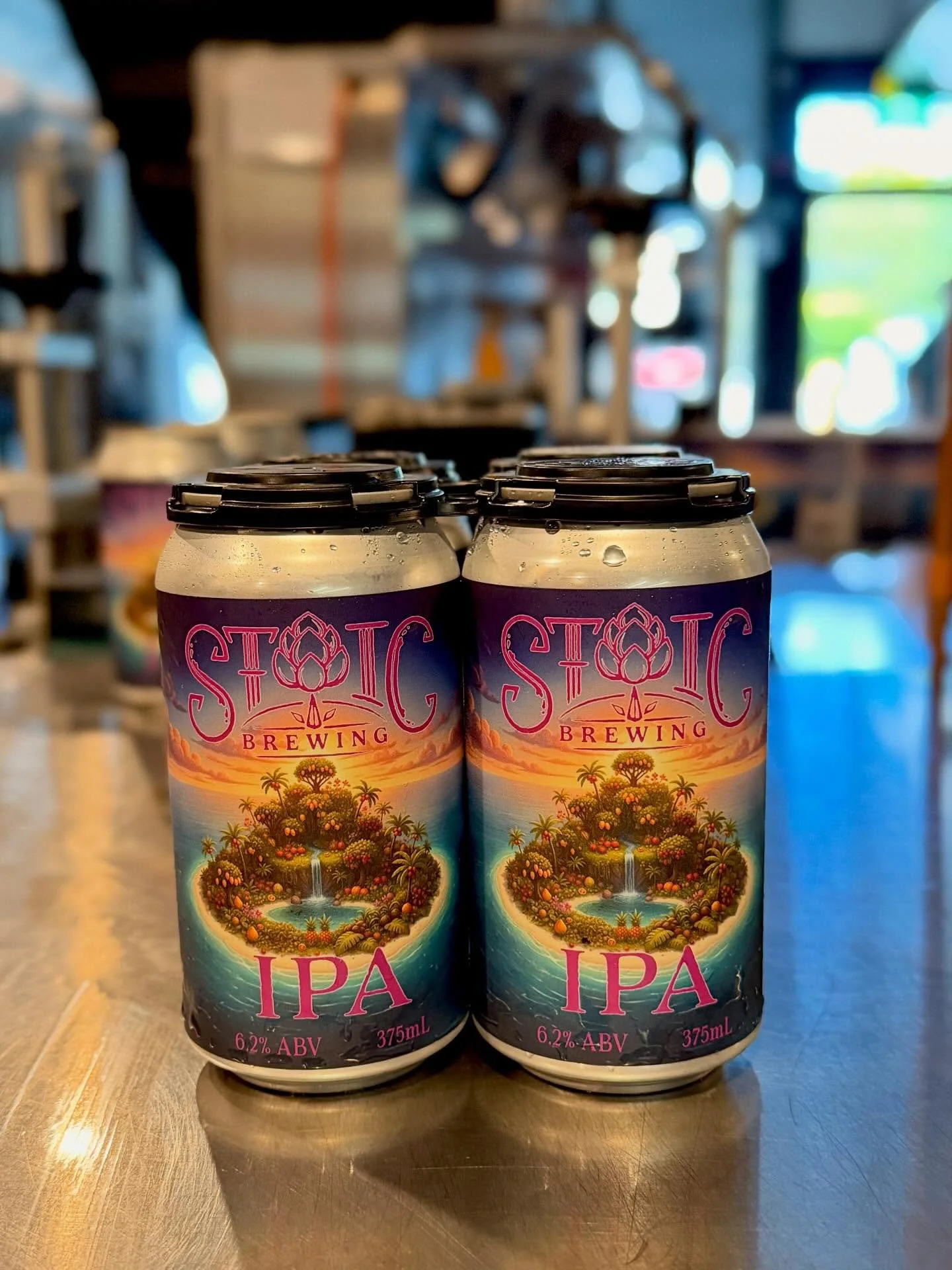 New beer alert! 🚨 Our latest IPA is fresh off the canning line and tasting crisp! This one’s packed with a punch of citrus and tropical notes.
Ready to be the first to try it? Takeaway tins are available now! Stop by and grab yours before they